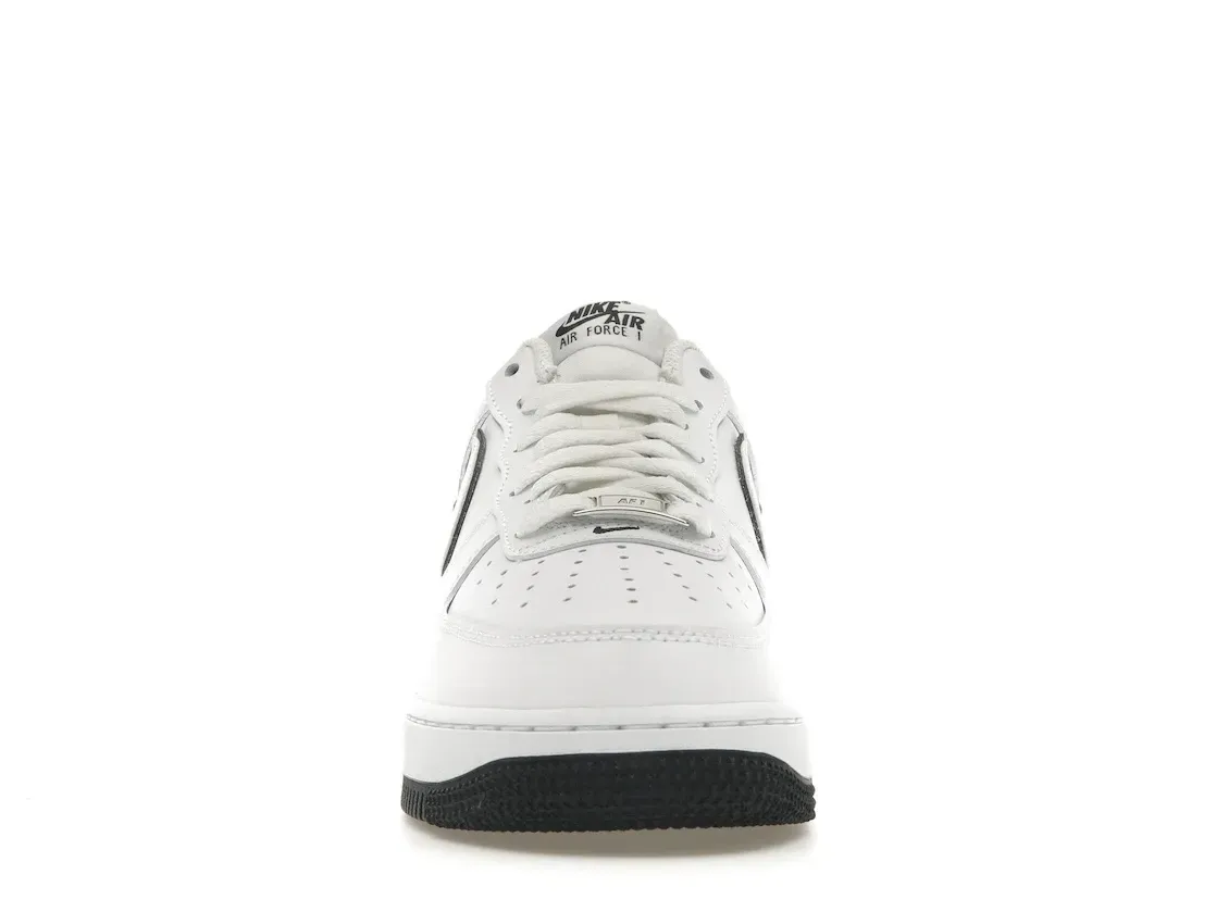 Фото № 2 с приближением к товару «‎Nike Air Force 1 '07 Low White Black Outline Swoosh»