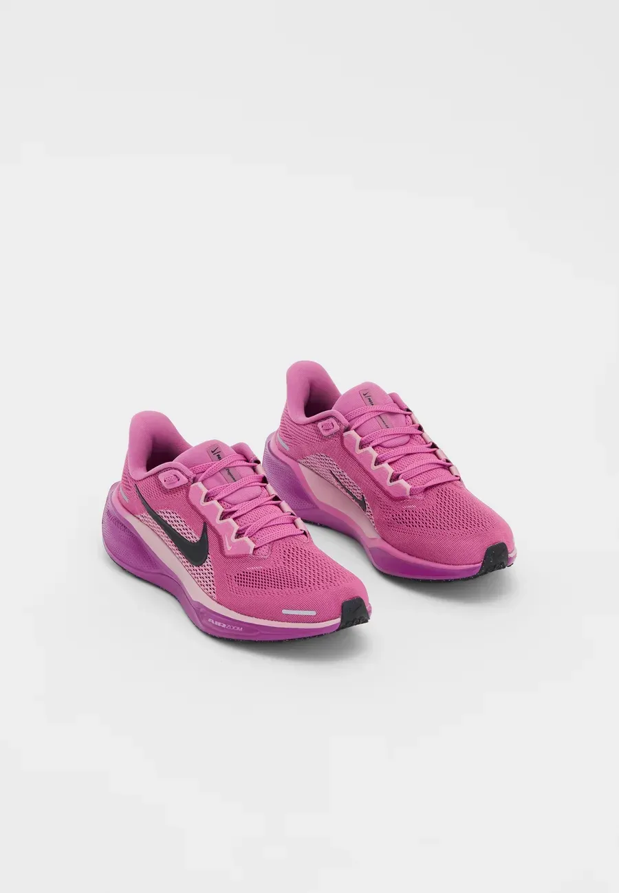 Фото № 2 с приближением к товару «‎AIR ZOOM PEGASUS 41»