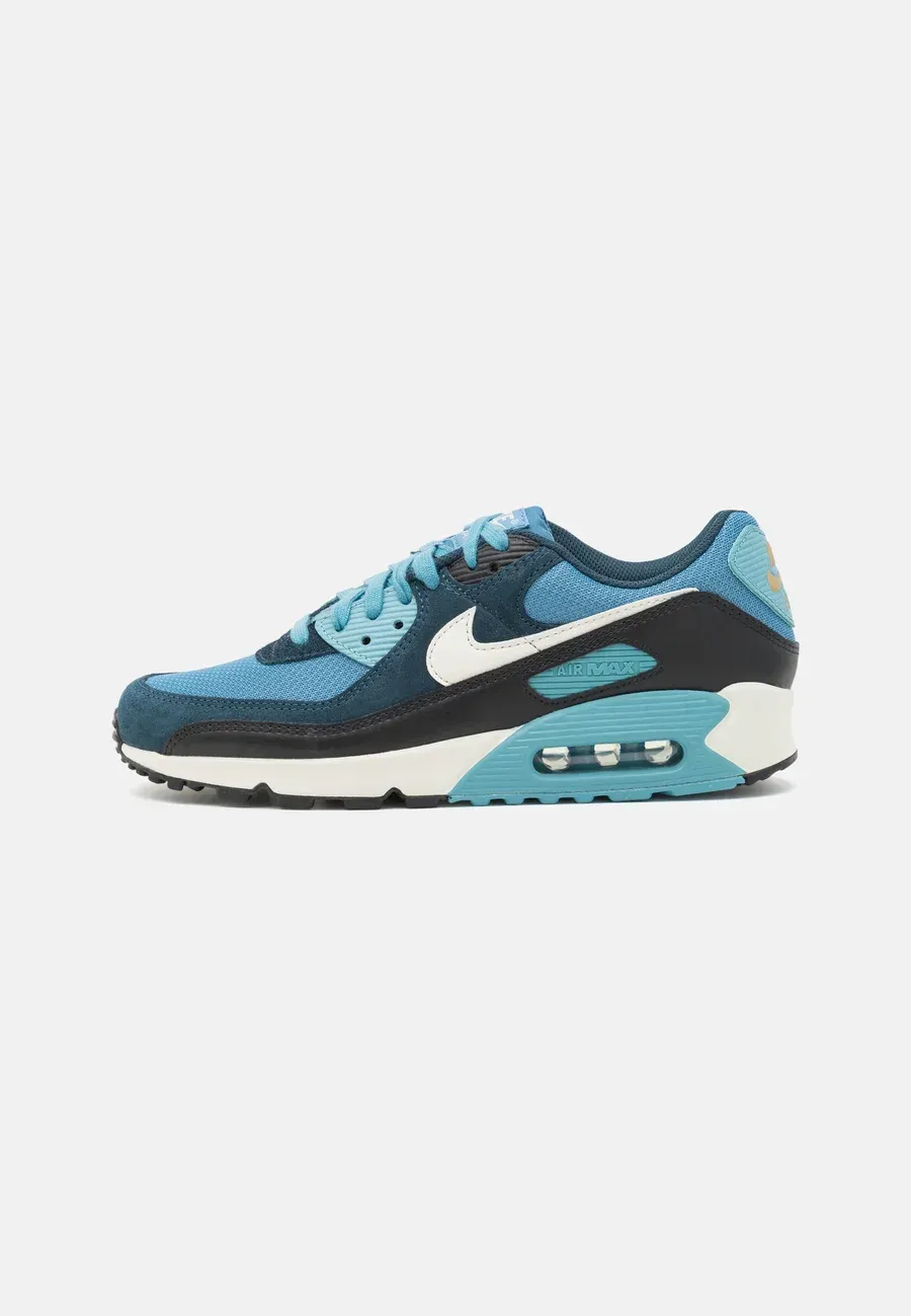 Фото № 1 с приближением к товару «‎AIR MAX 90 PRM»