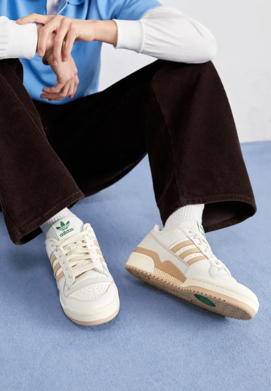 Фото № 2 с приближением к товару «‎FORUM LOW CL UNISEX»