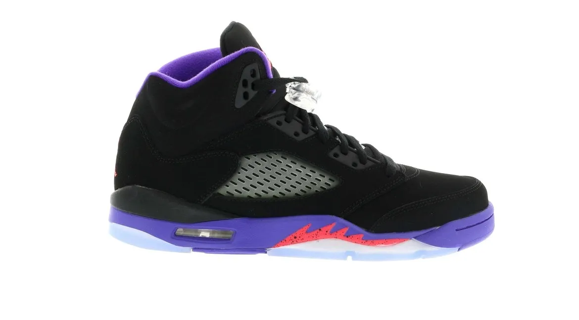 Фото № 1 с приближением к товару «‎Jordan 5 Retro Fierce Purple »