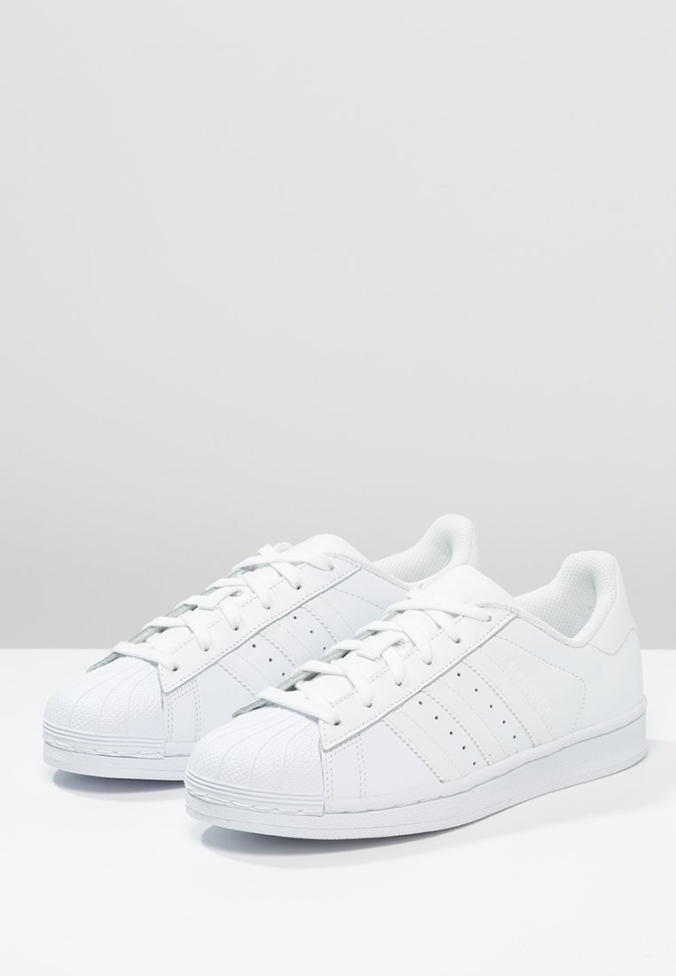 Фото № 3 с приближением к товару «‎Adidas Superstar Foundation All Style Shoes »