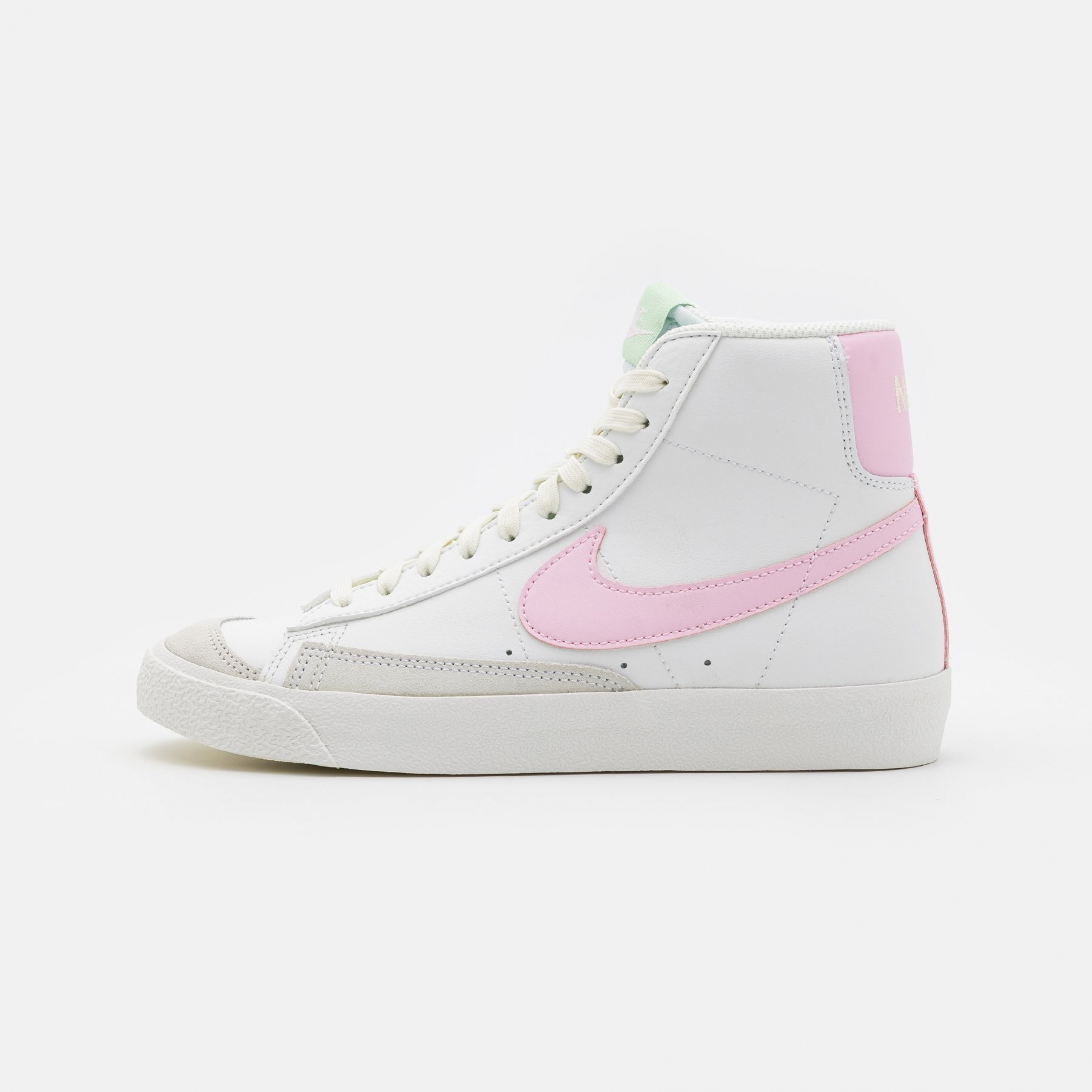 Фото № 1 с приближением к товару «‎Nike Blazer 77 »
