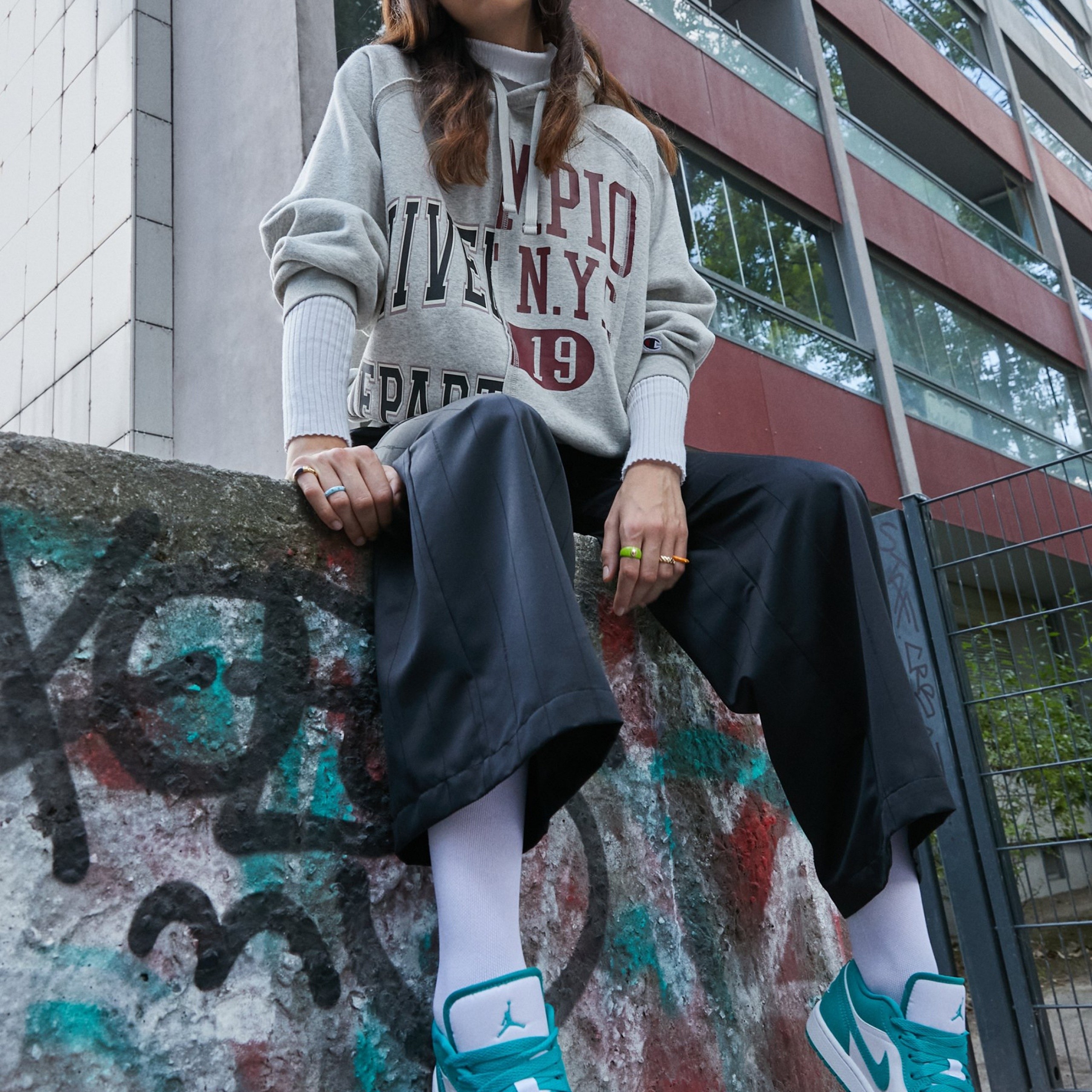 Фото № 4 с приближением к товару «‎Wmns Air Jordan 1 »