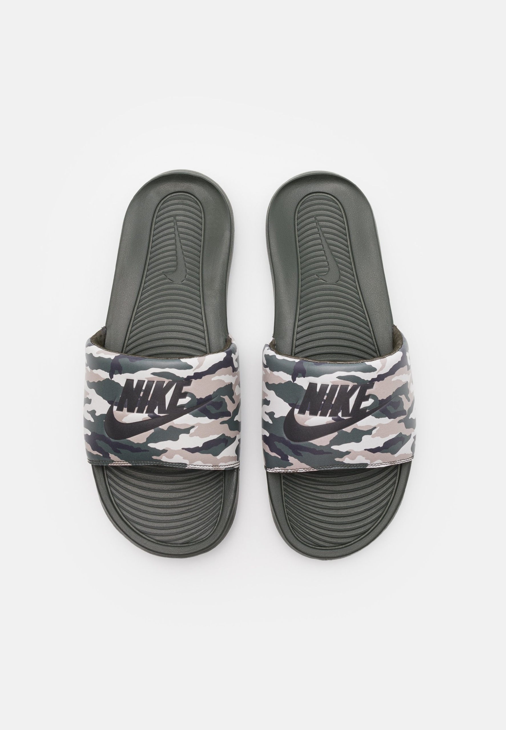 Фото № 4 с приближением к товару «‎Nike Victori One Slide Print»