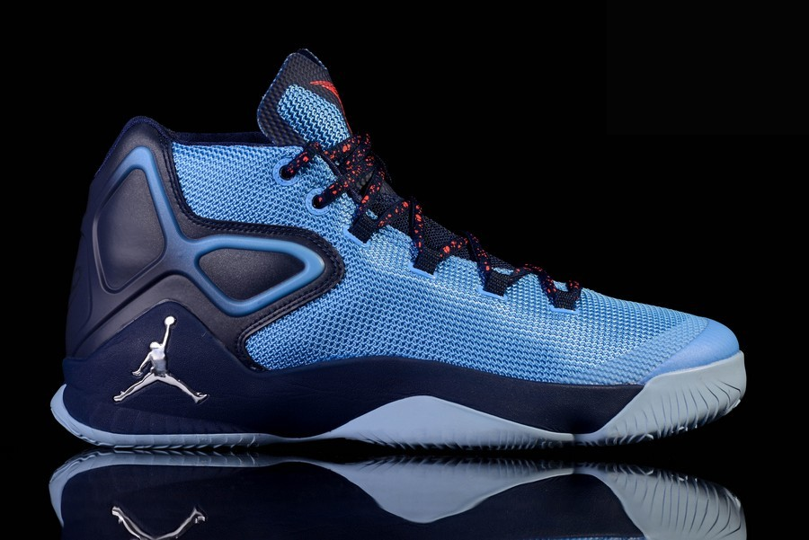 Фото № 3 с приближением к товару «‎Nike Air Jordan Melo M12 North Carolina »