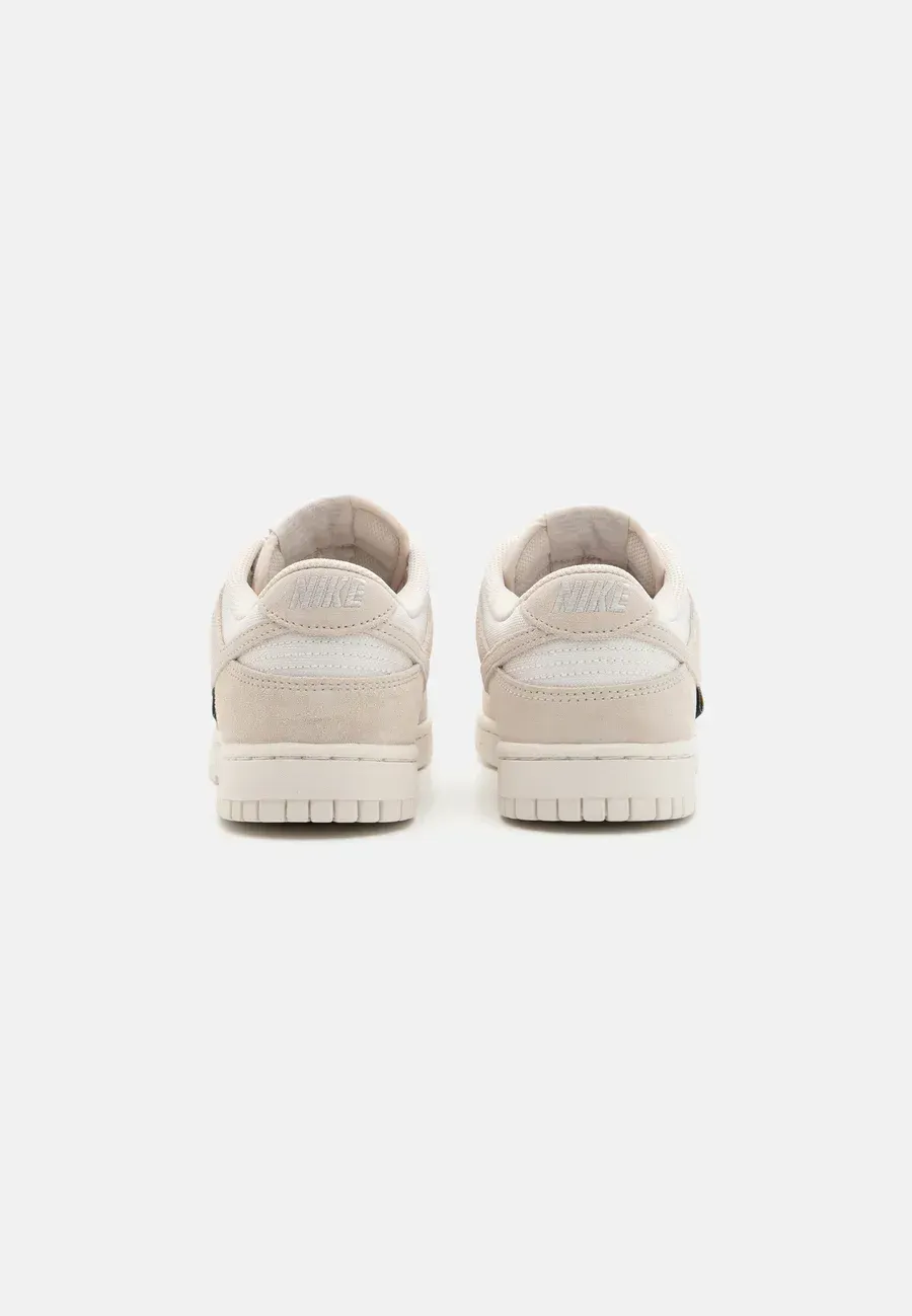 Фото № 3 с приближением к товару «‎DUNK UNISEX»