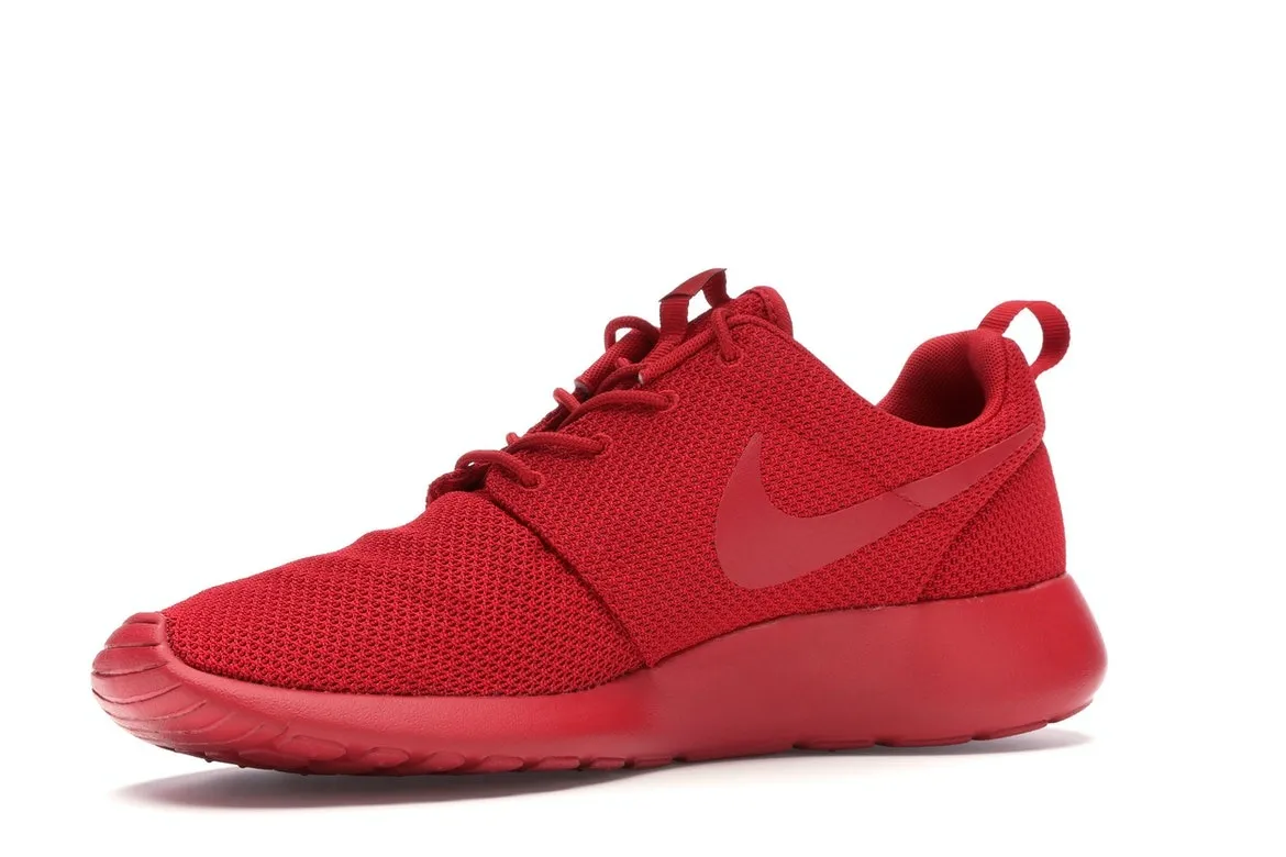 Фото № 3 с приближением к товару «‎Nike Roshe Run Triple Red»