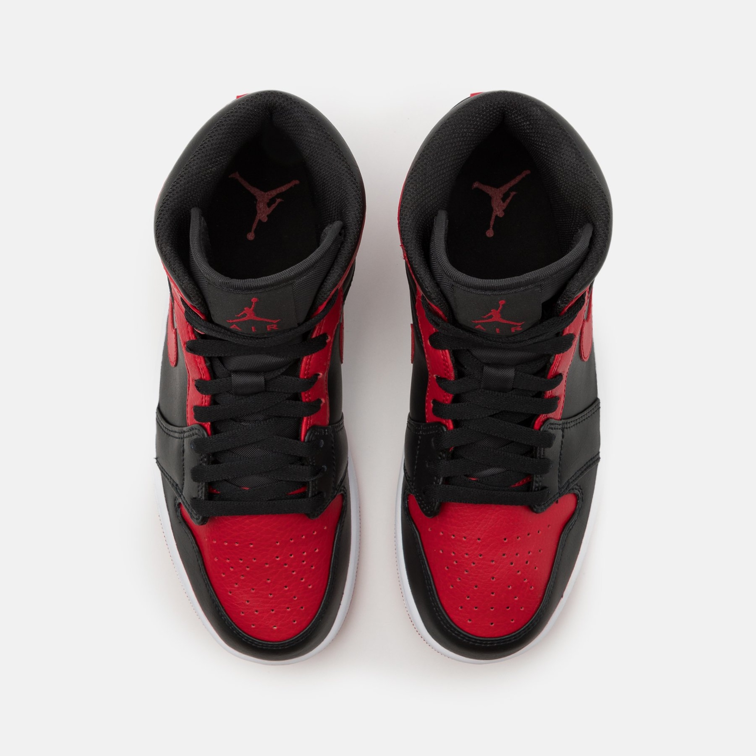 Фото № 4 с приближением к товару «‎Air Jordan 1 »