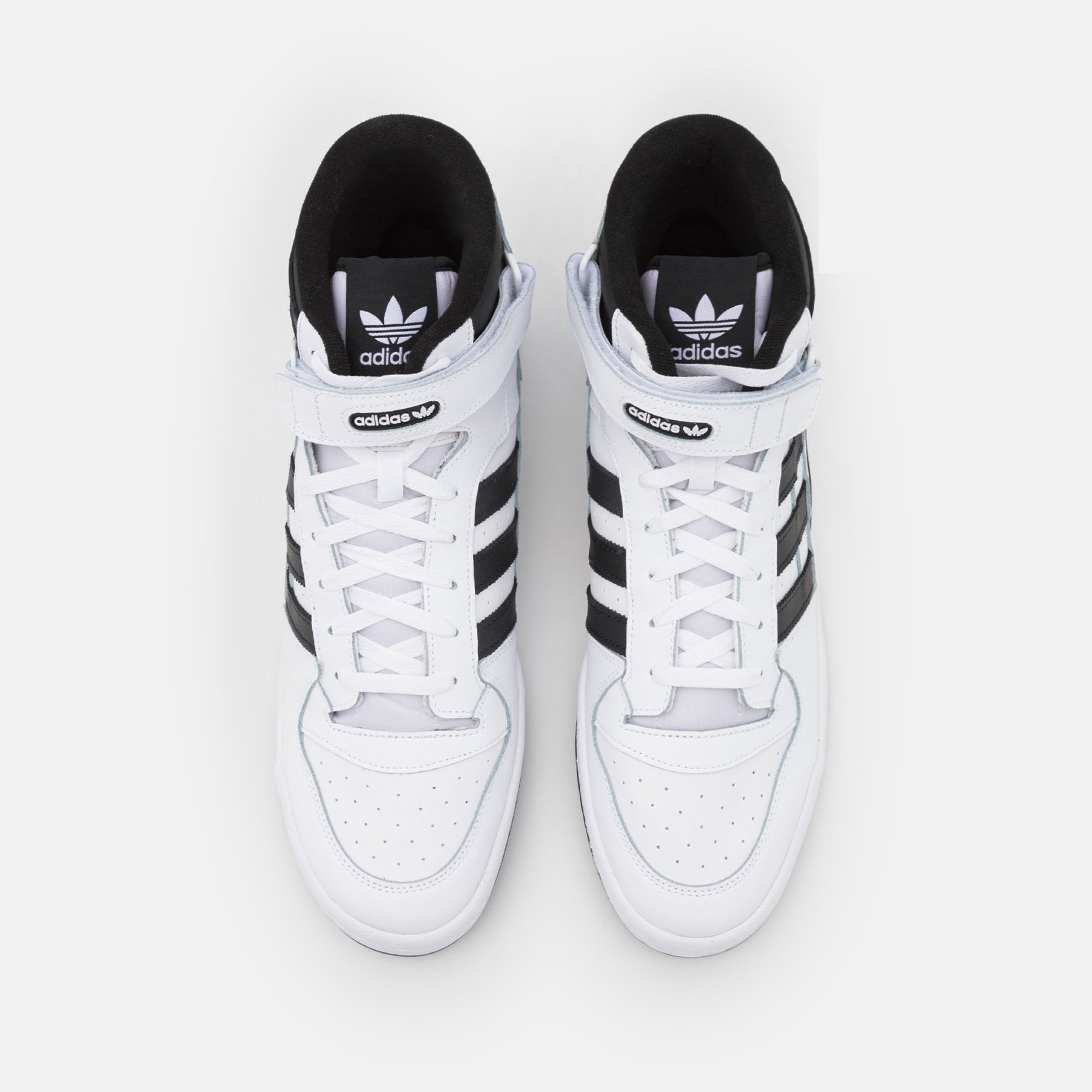 Фото № 4 с приближением к товару «‎Adidas Forum »