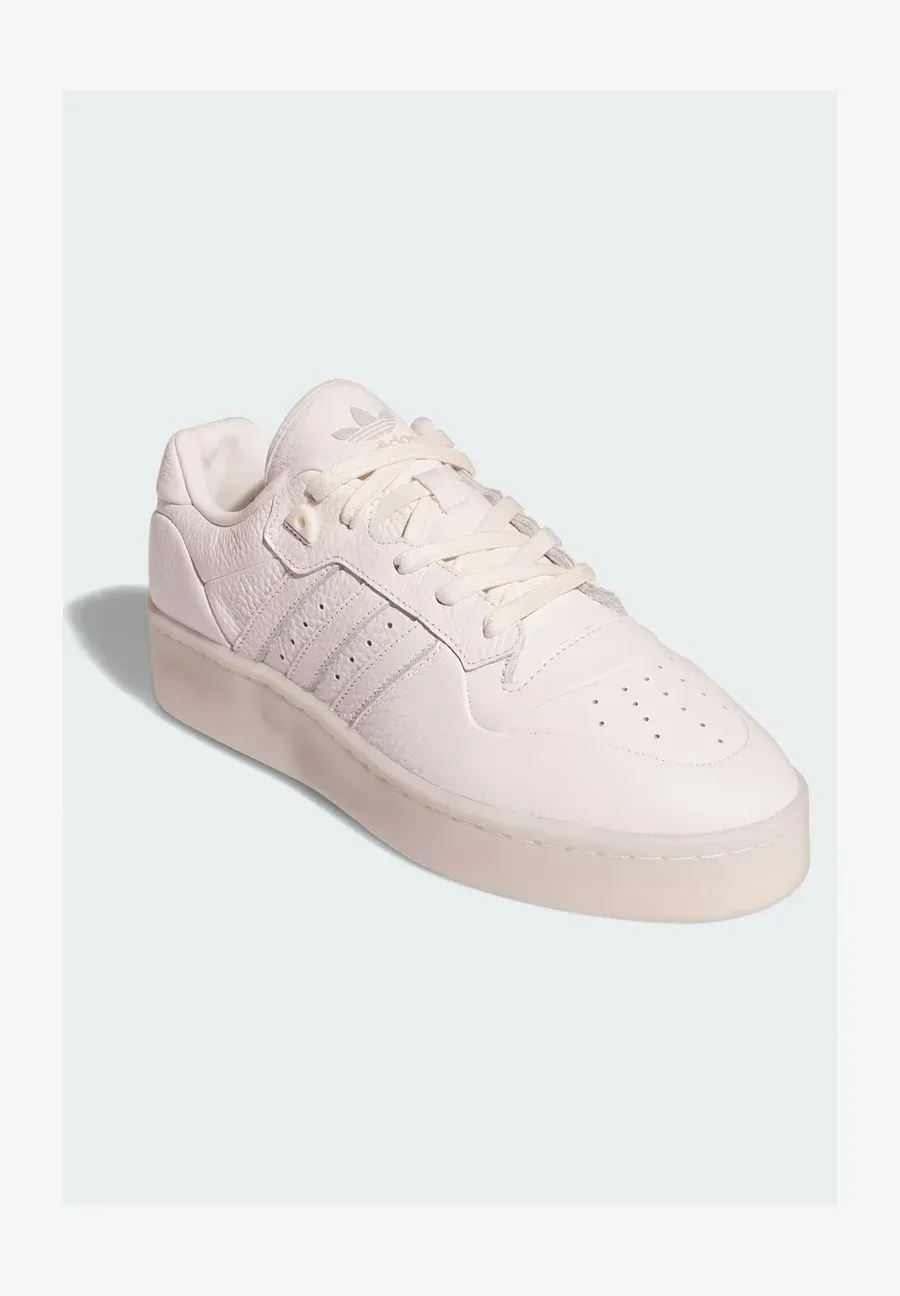 Фото № 2 с приближением к товару «‎RIVALRY LUX LOW»