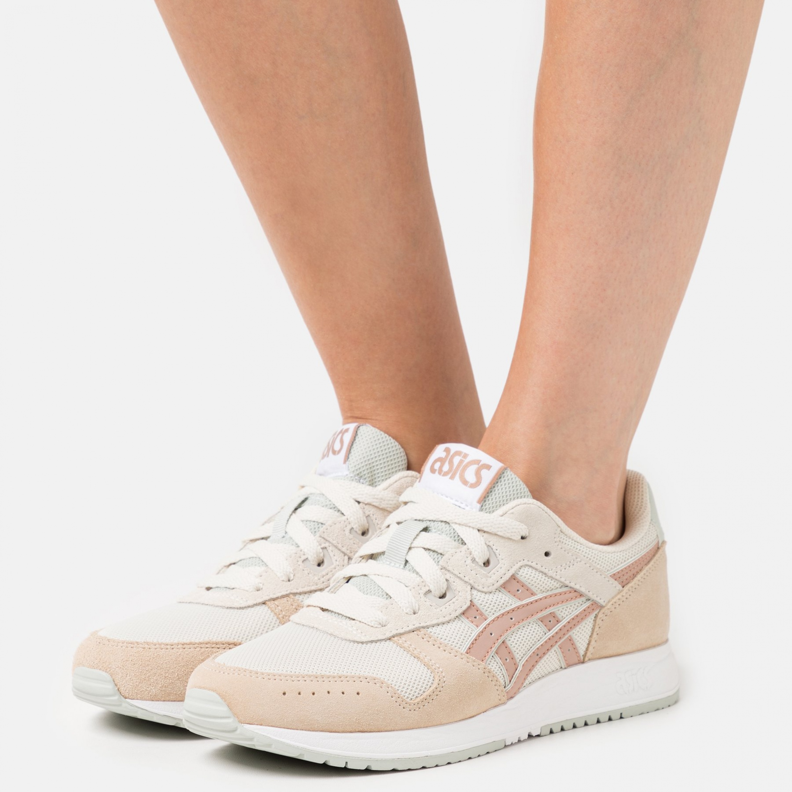 Фото № 2 с приближением к товару «‎Asics Lyte Classic »