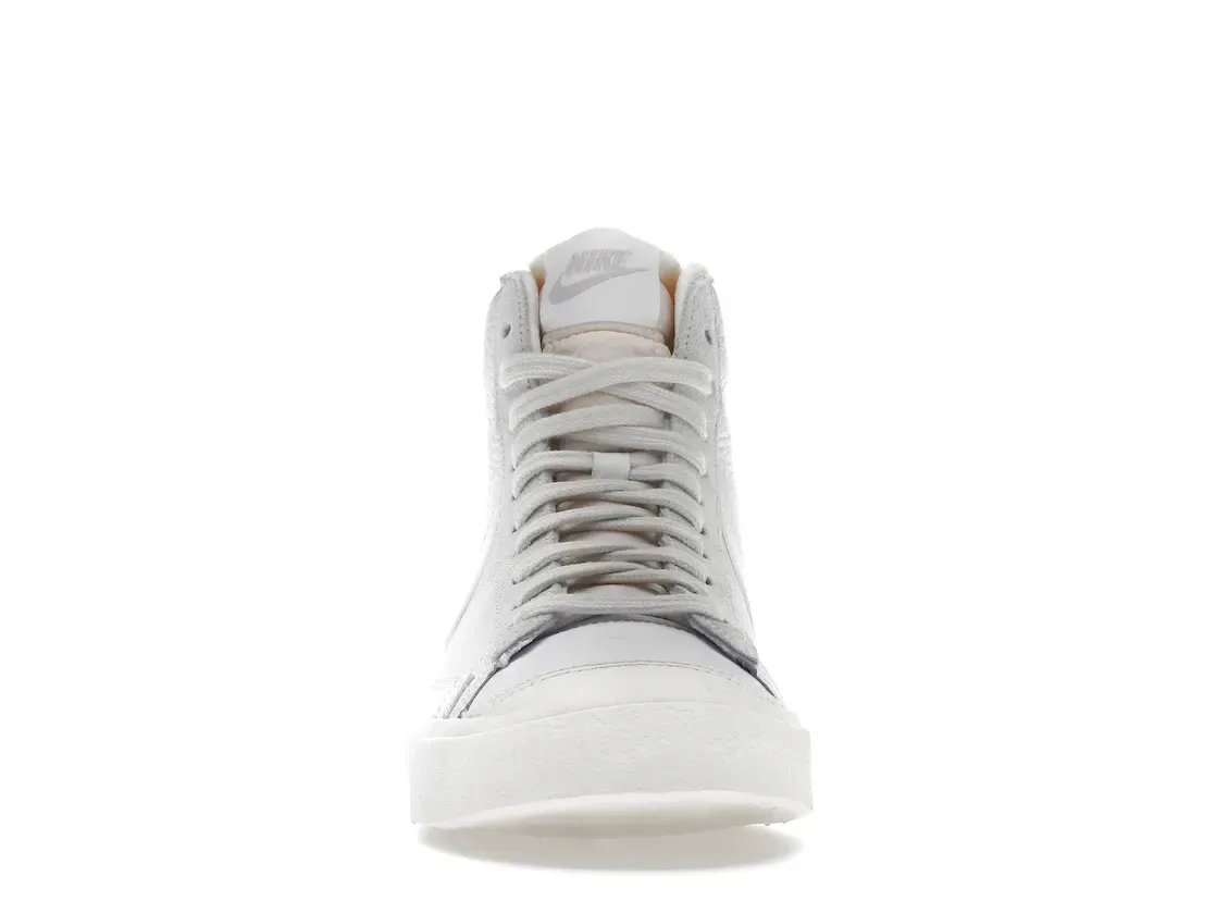 Фото № 2 с приближением к товару «‎Nike Blazer Mid 77 Vintage Sail Platinum Tint»