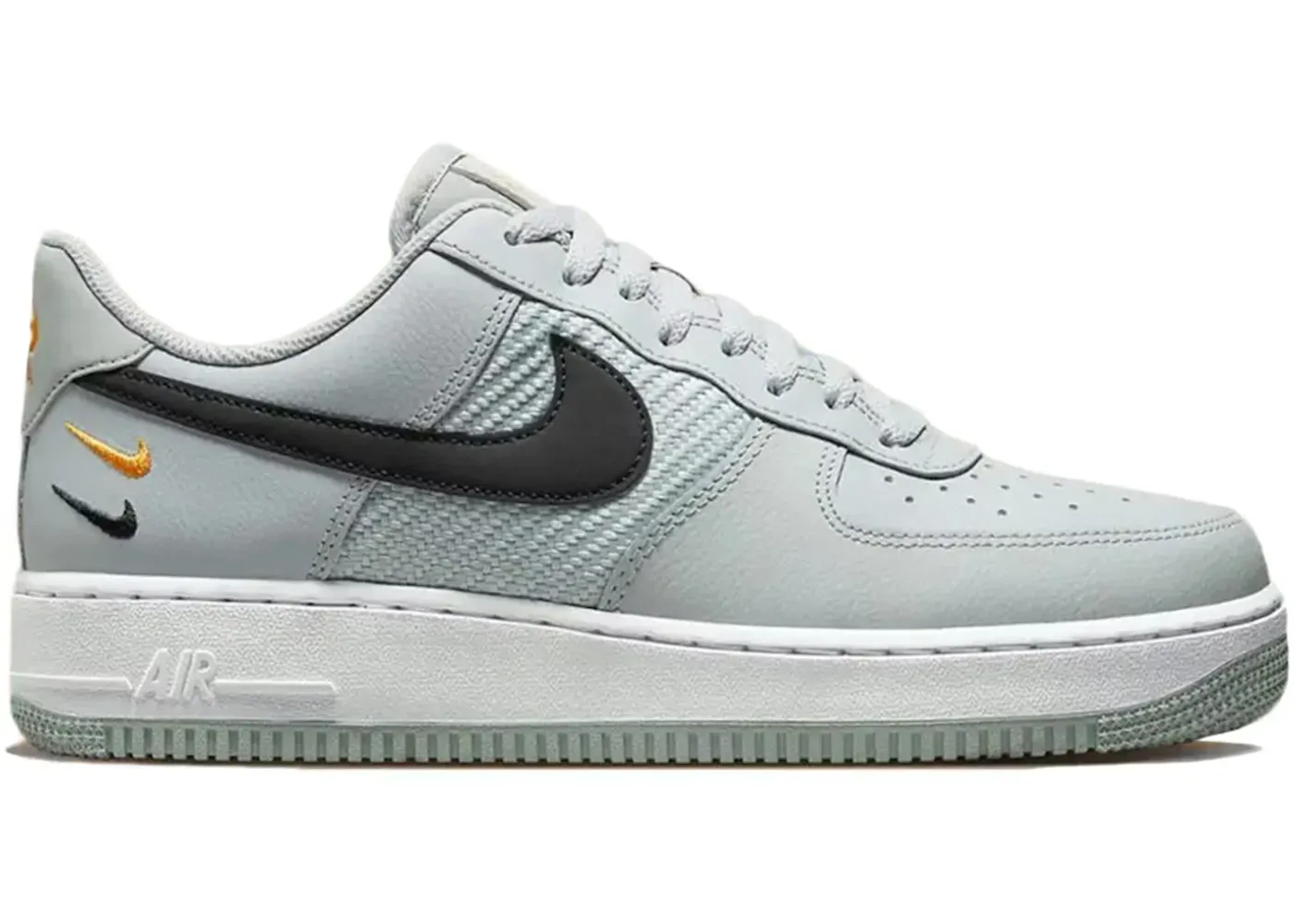 Фото № 1 с приближением к товару «‎Nike Air Force 1 Low '07»