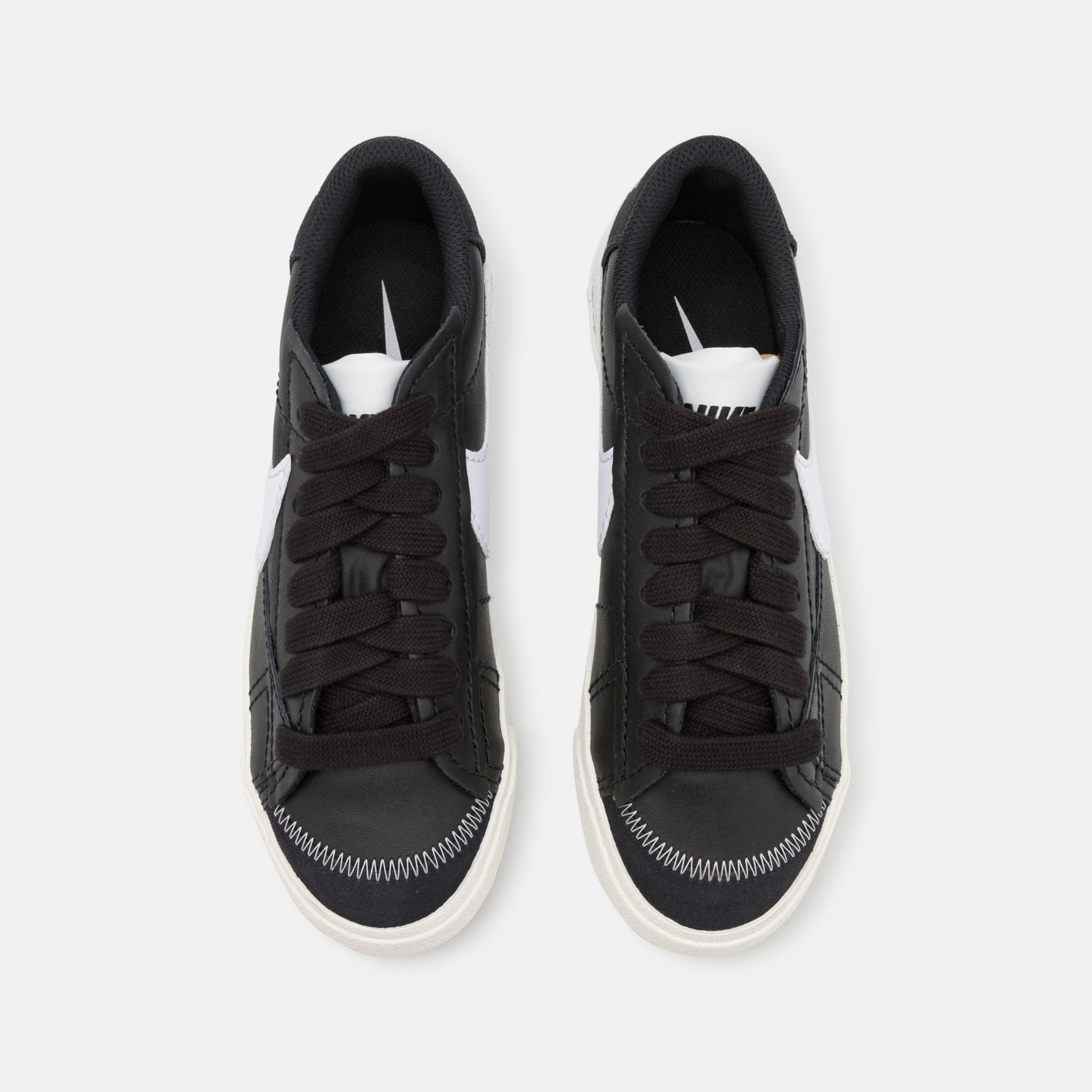 Фото № 5 с приближением к товару «‎Nike Wmns Blazer ’77 Jumbo »