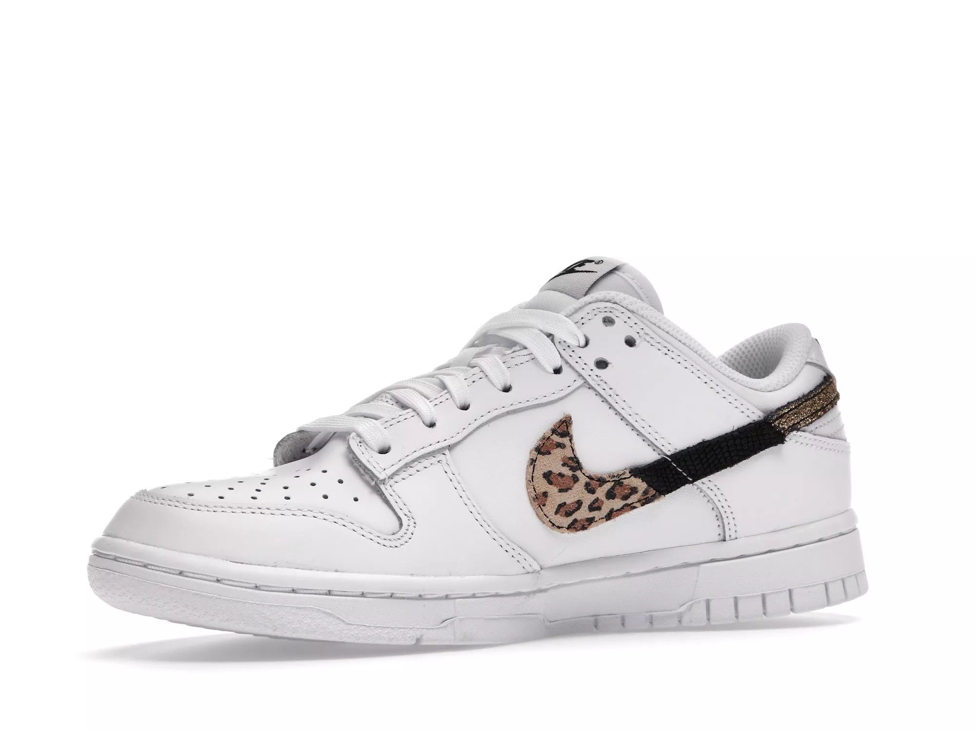 Фото № 4 с приближением к товару «‎Nike Dunk Low SE Primal White »