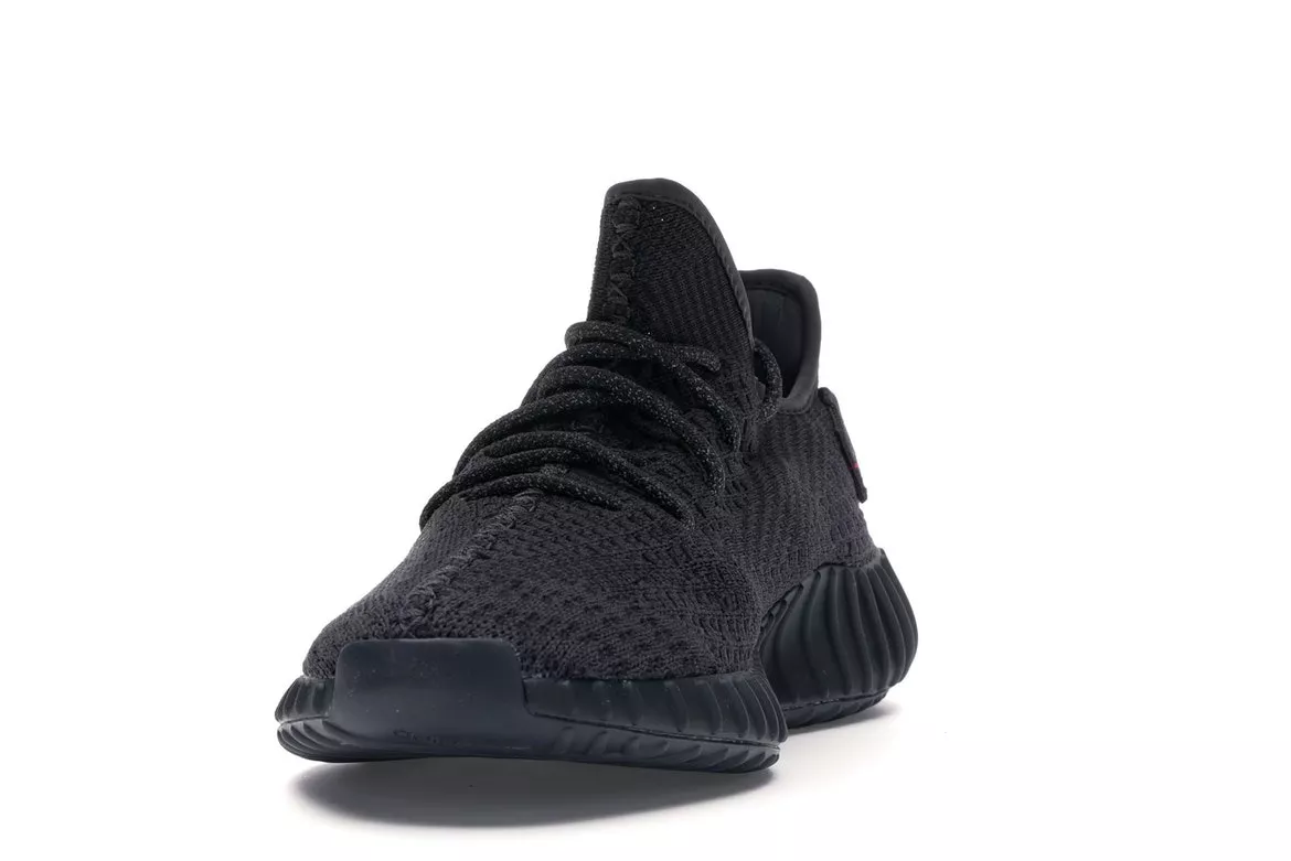 Фото № 2 с приближением к товару «‎adidas Yeezy Boost 350 V2 Black (Non-Reflective)»