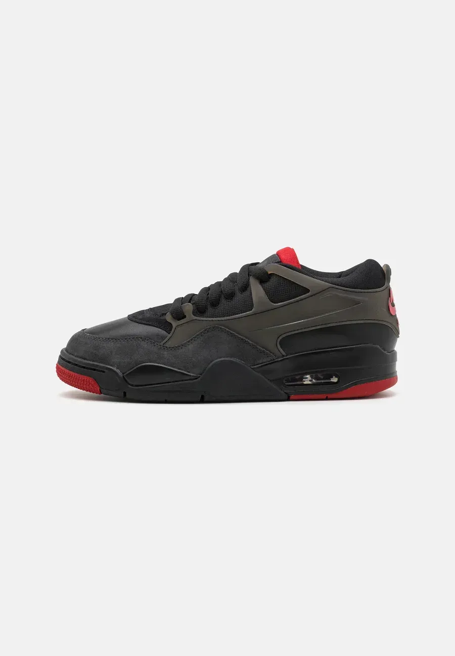 Фото № 1 с приближением к товару «‎AIR JORDAN 4 RM»