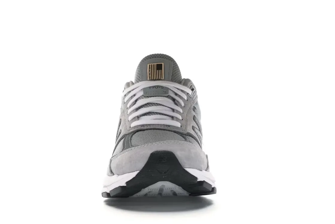 Фото № 2 с приближением к товару «‎New Balance 990v5»