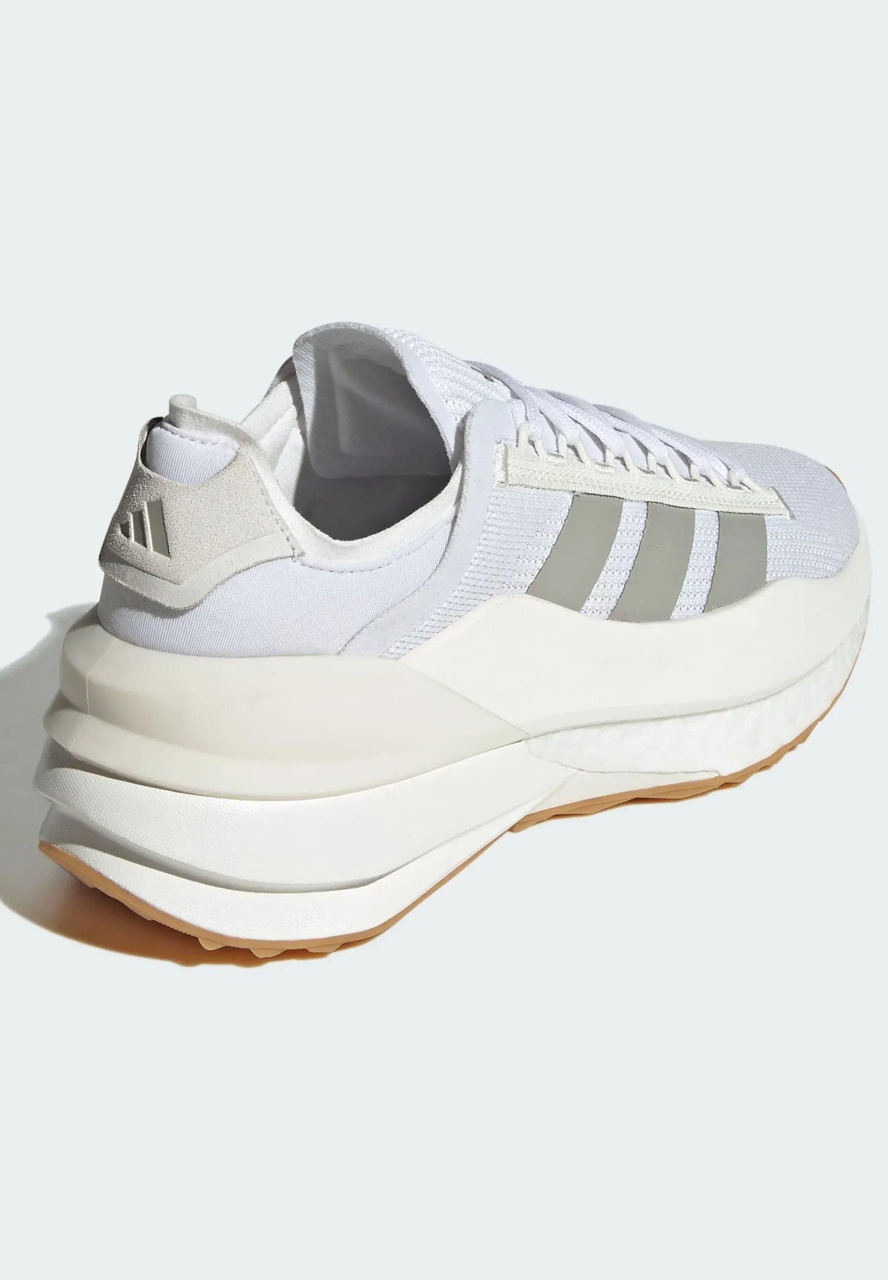 Фото № 4 с приближением к товару «‎AVRYN X»