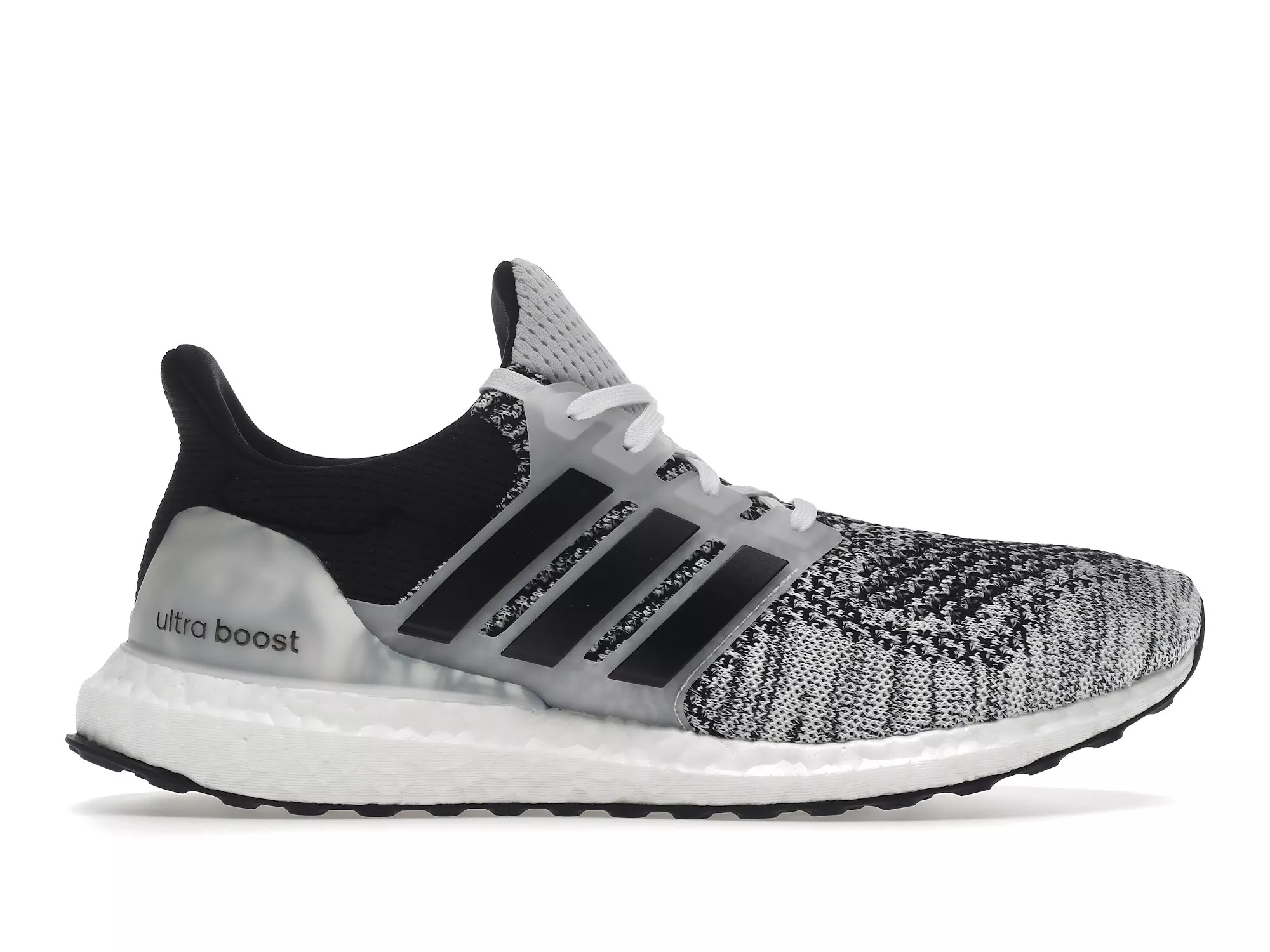 Фото № 1 с приближением к товару «‎adidas Ultra Boost 1.0 DNA Oreo (2022)»