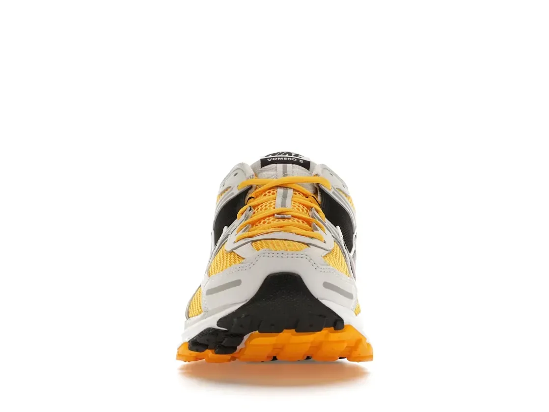 Фото № 2 с приближением к товару «‎Nike Zoom Vomero 5»