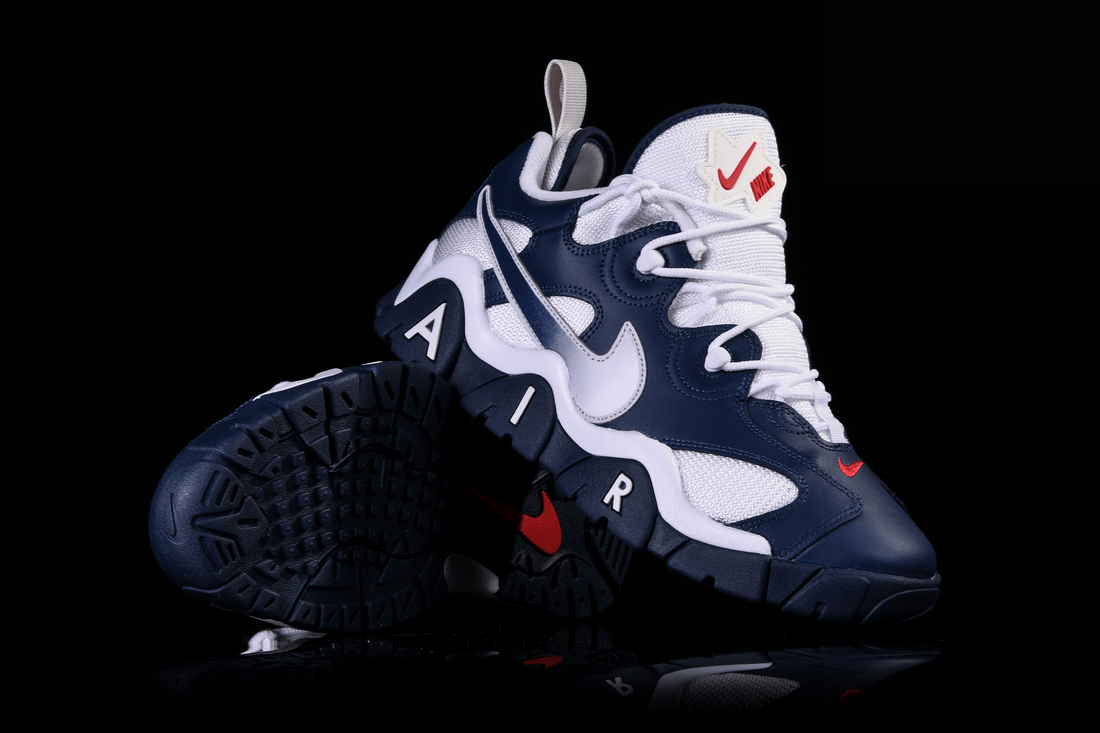 Фото № 2 с приближением к товару «‎Nike Air Barrage Low 'USA' Midnight NavyWhite»