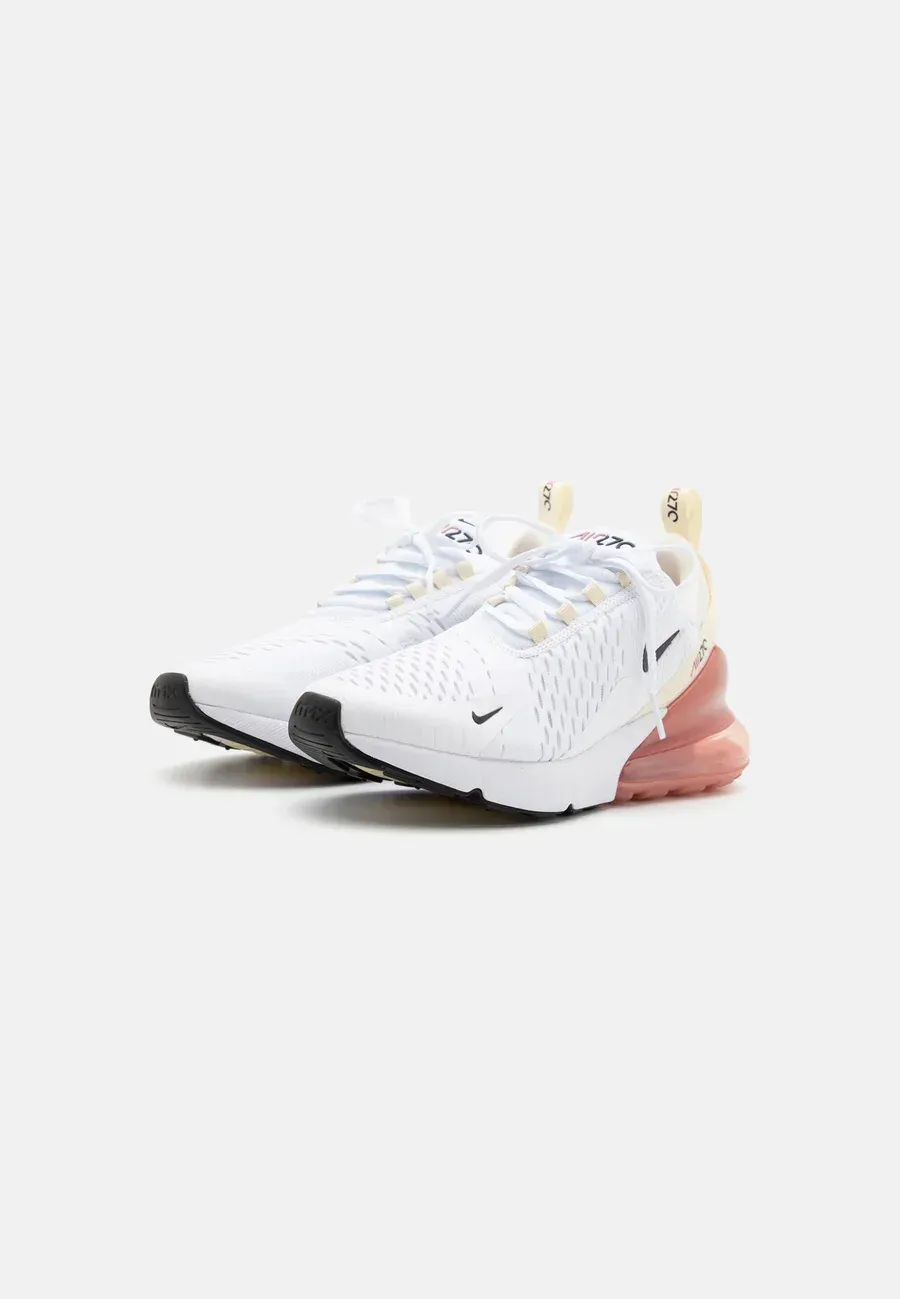 Фото № 4 с приближением к товару «‎AIR MAX 270»