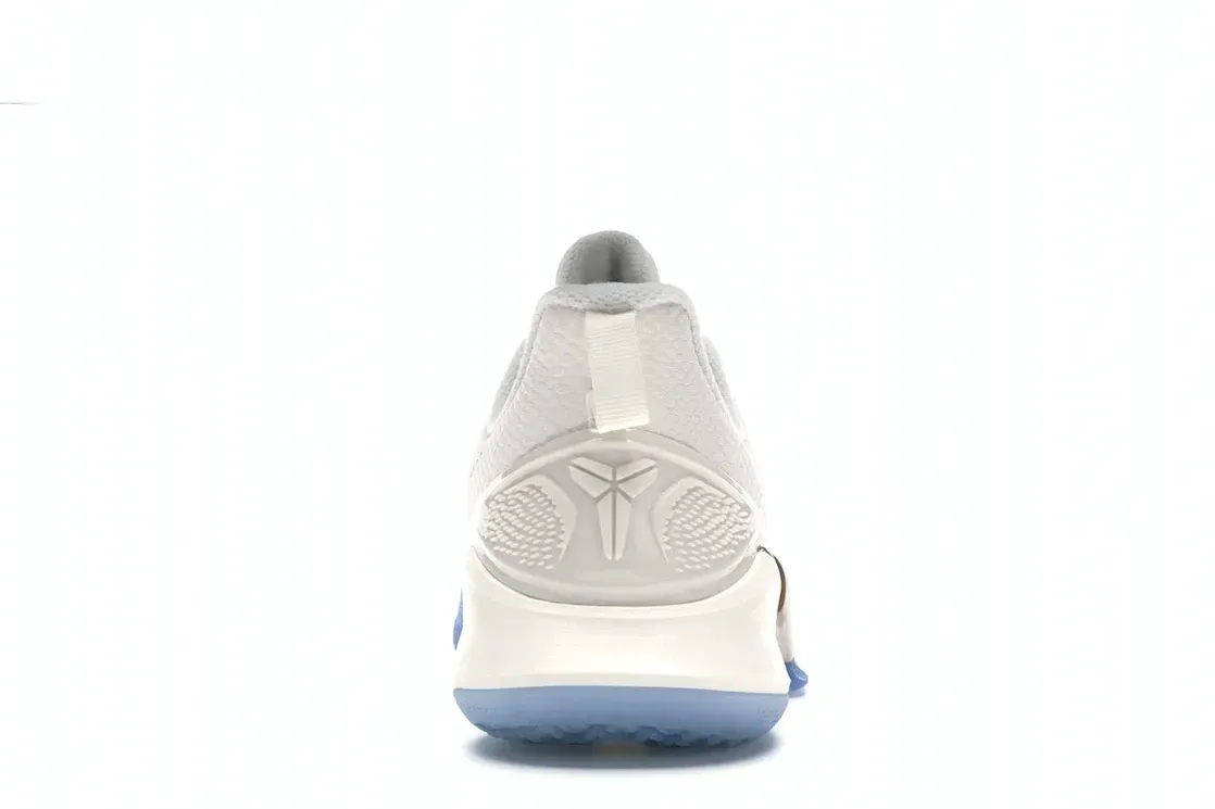 Фото № 4 с приближением к товару «‎Nike Mamba Focus Metallic Gold»