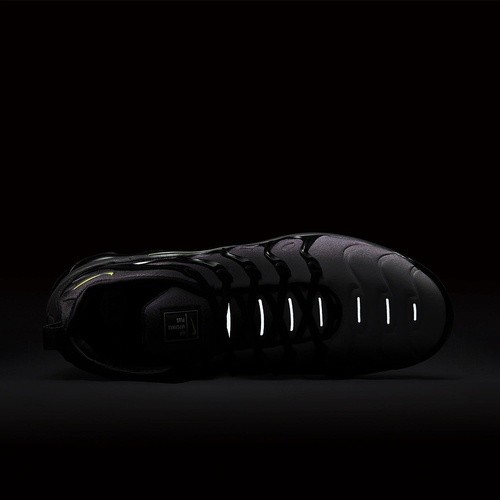 Фото № 5 с приближением к товару «‎Nike Air Vapormax Plus»