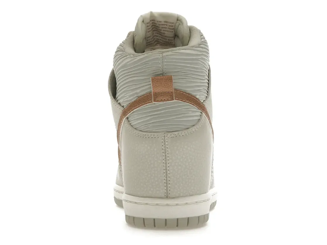 Фото № 4 с приближением к товару «‎Nike Dunk High Sky Hi Light Bone Metallic Red Bronze »
