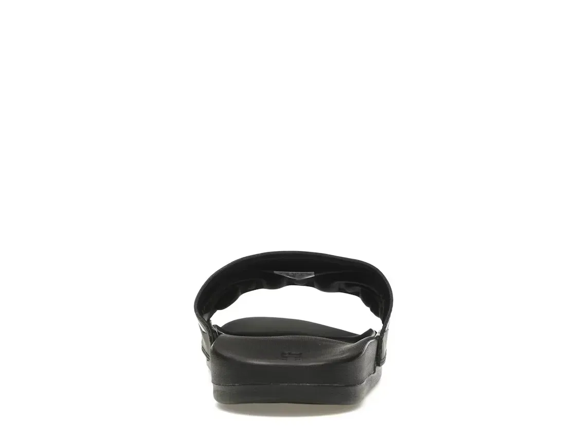 Фото № 4 с приближением к товару «‎adidas Adilette Comfort Slides»