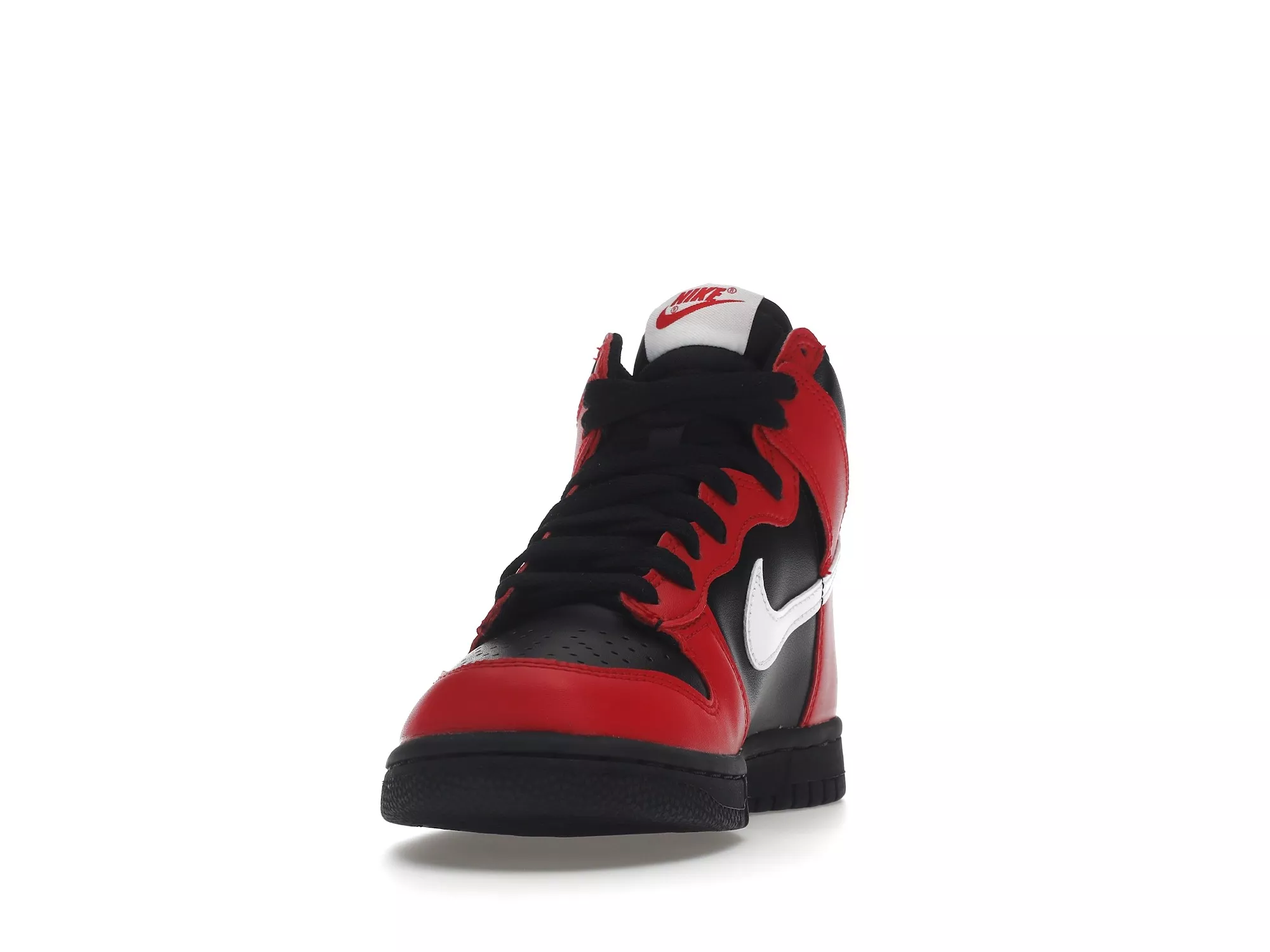 Фото № 3 с приближением к товару «‎Nike Dunk High Deadpool »