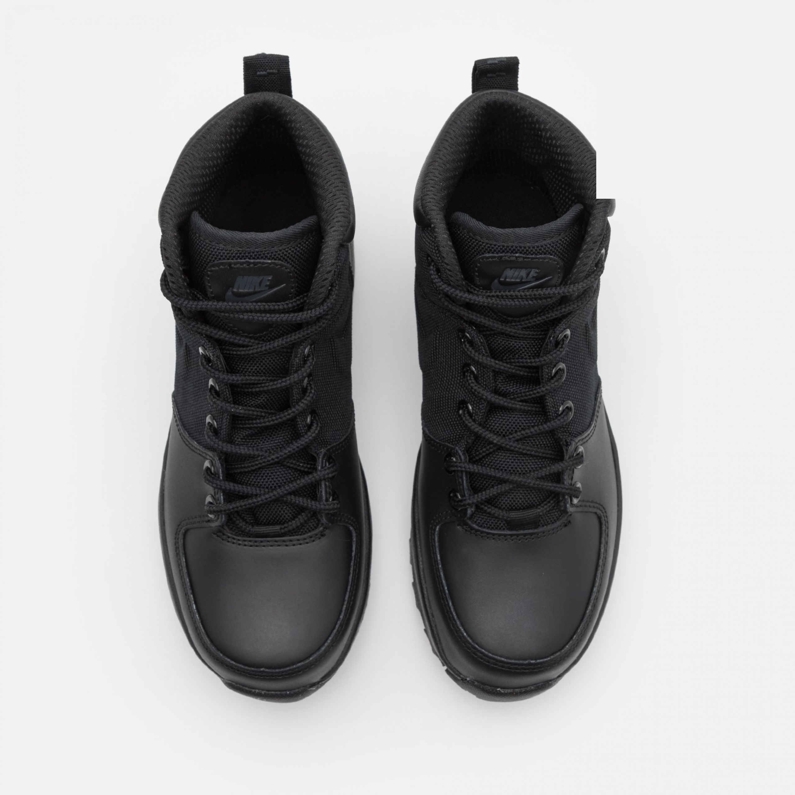 Фото № 4 с приближением к товару «‎Nike Manoa»