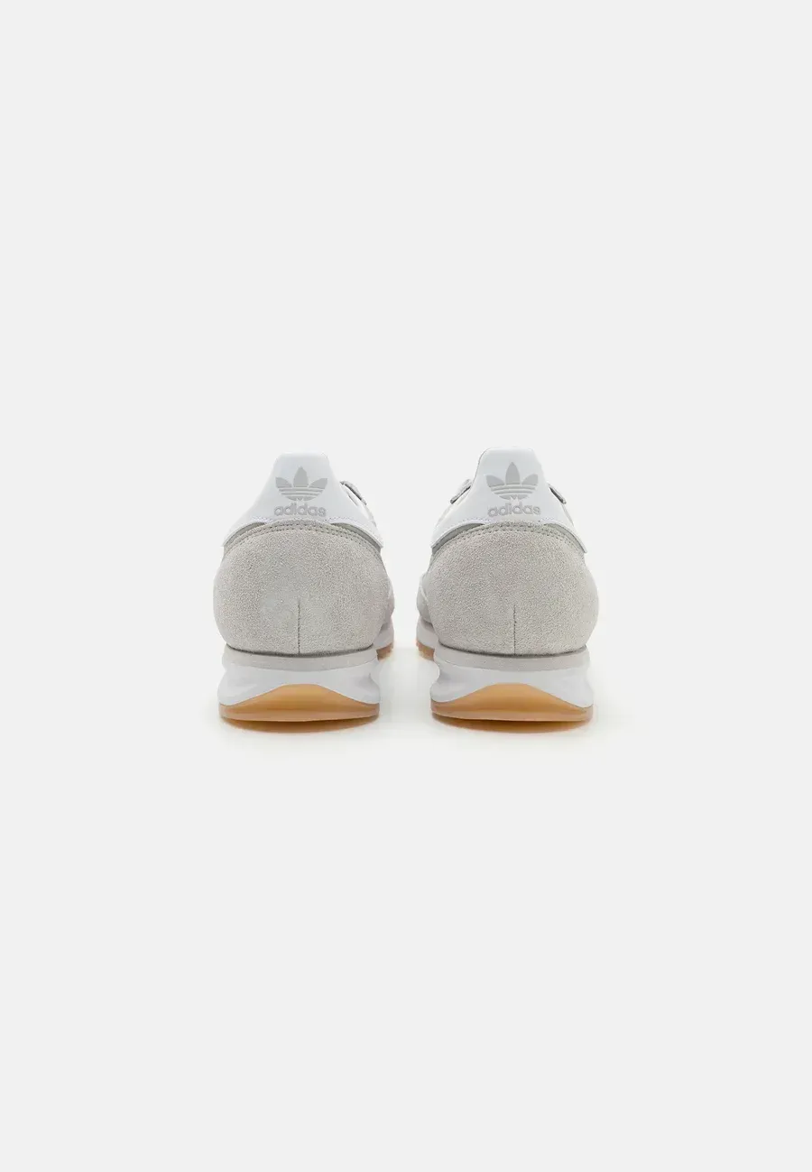 Фото № 3 с приближением к товару «‎SL 72 RS UNISEX»