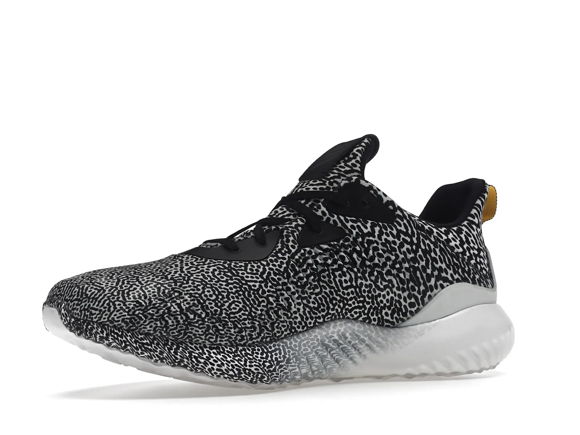 Фото № 3 с приближением к товару «‎adidas AlphaBounce Motion Capture»