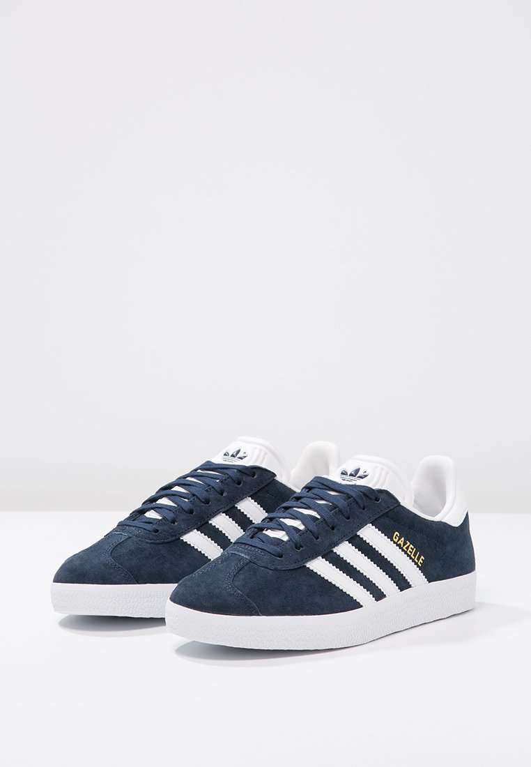 Фото № 3 с приближением к товару «‎Adidas Gazelle »