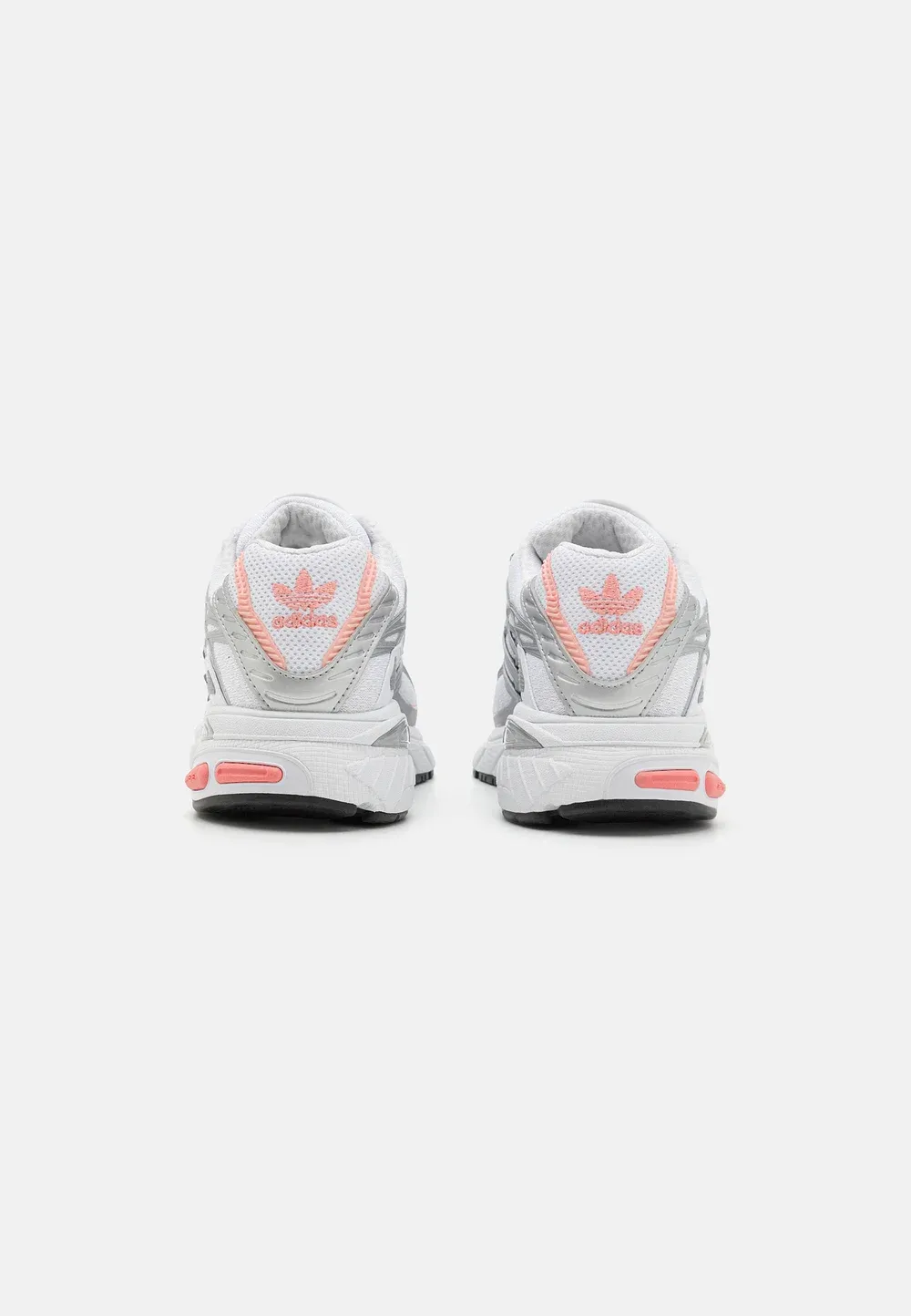 Фото № 3 с приближением к товару «‎ADISTAR CUSHION»