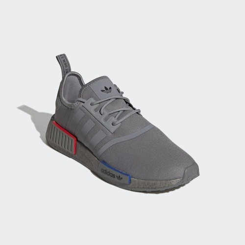 Фото № 4 с приближением к товару «‎Adidas Nmd_r1»