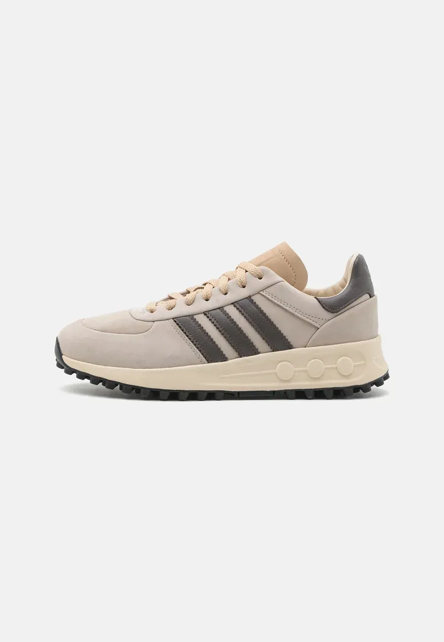 Фото № 1 с приближением к товару «‎LA TRAINER LUX UNISEX»