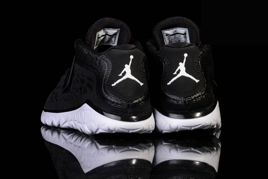 Фото № 3 с приближением к товару «‎Nike Air Jordan Flight Flex Trainer 2 ‘oreo’ »