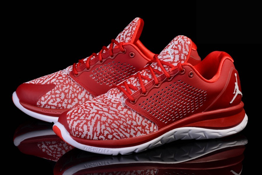 Фото № 2 с приближением к товару «‎Nike Air Jordan Trainer ST Camo »