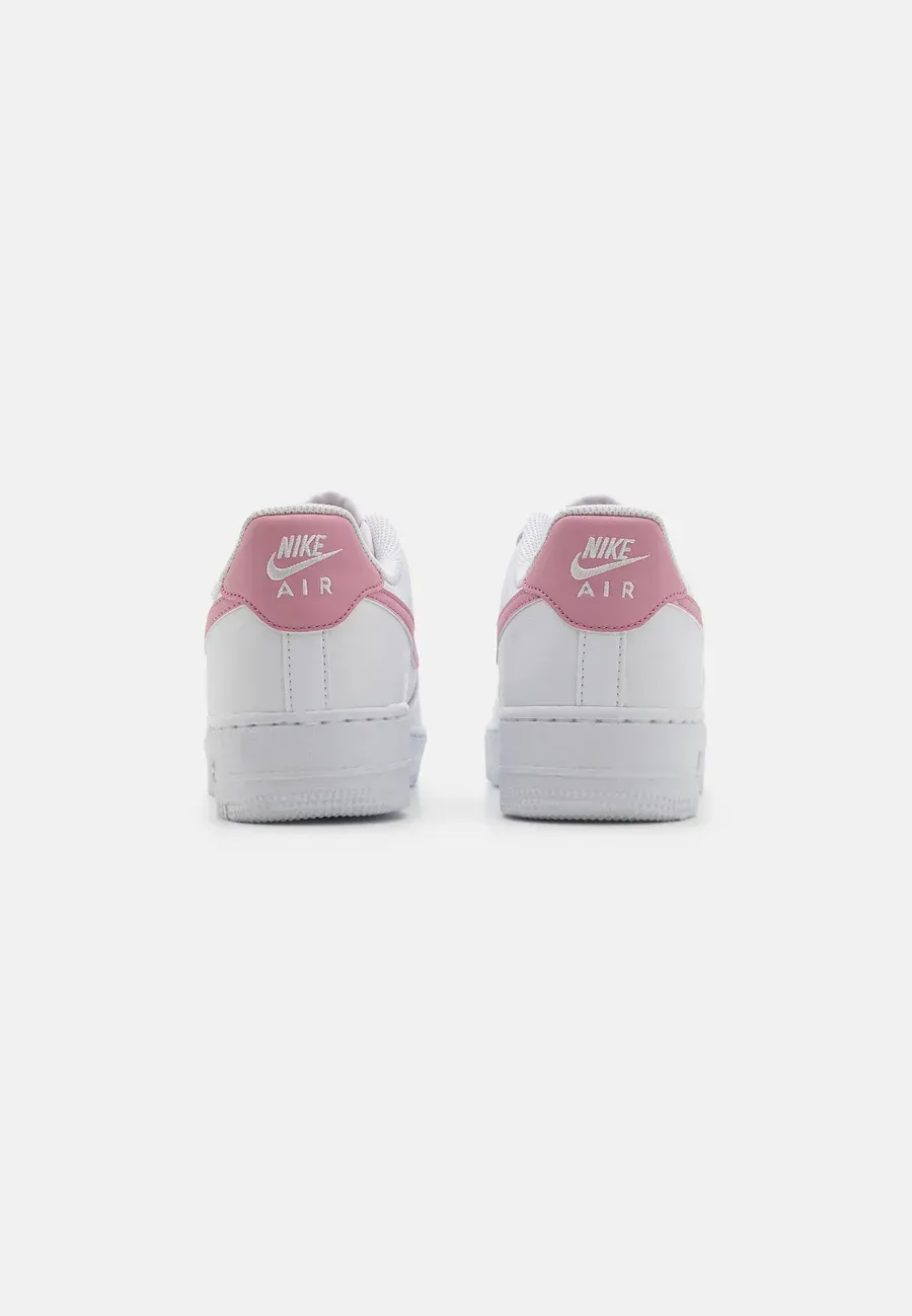 Фото № 3 с приближением к товару «‎AIR FORCE 1 07 NEXT NATURE»