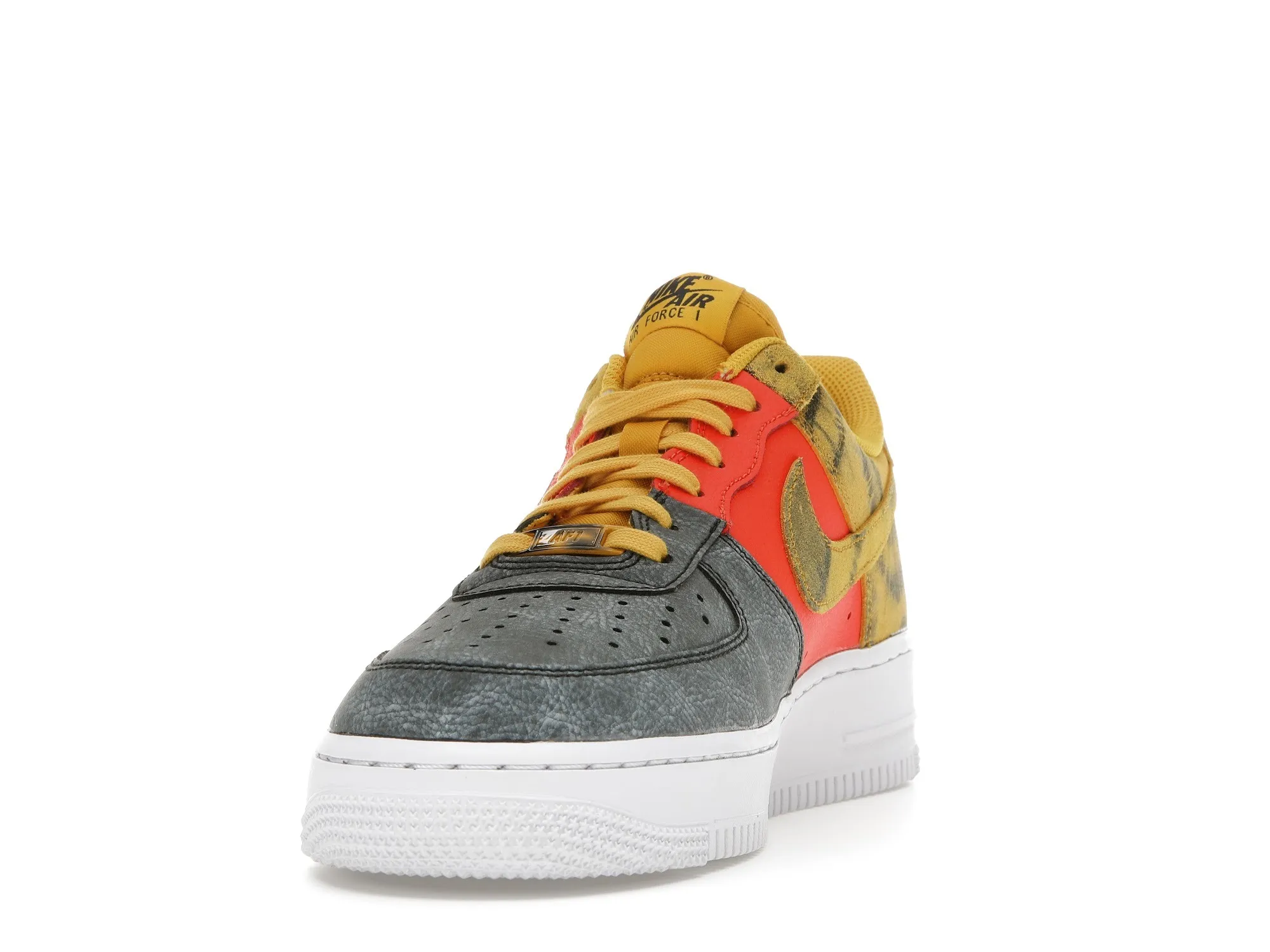 Фото № 3 с приближением к товару «‎Nike Air Force 1 Low Tie Dye Dark Sulphur»