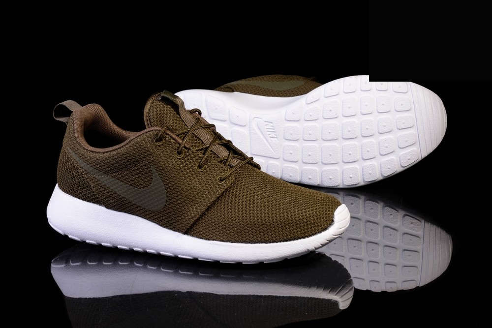 Фото № 4 с приближением к товару «‎Nike Roshe One Dark Loden/dark »