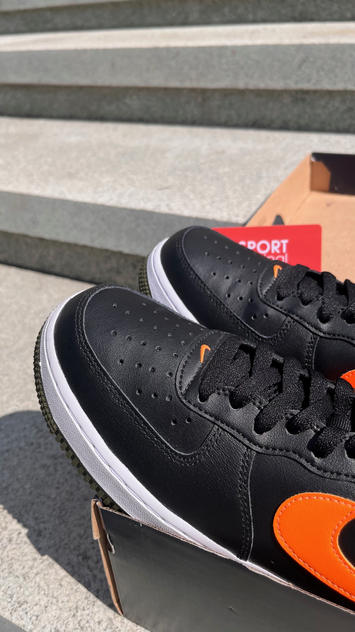 Фото № 4 с приближением к товару «‎Nike Air Force 1 '07 LV8»