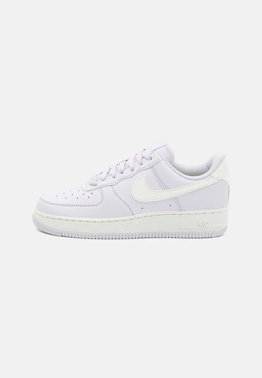 Фото № 1 с приближением к товару «‎AIR FORCE 1 07 NEXT NATURE»