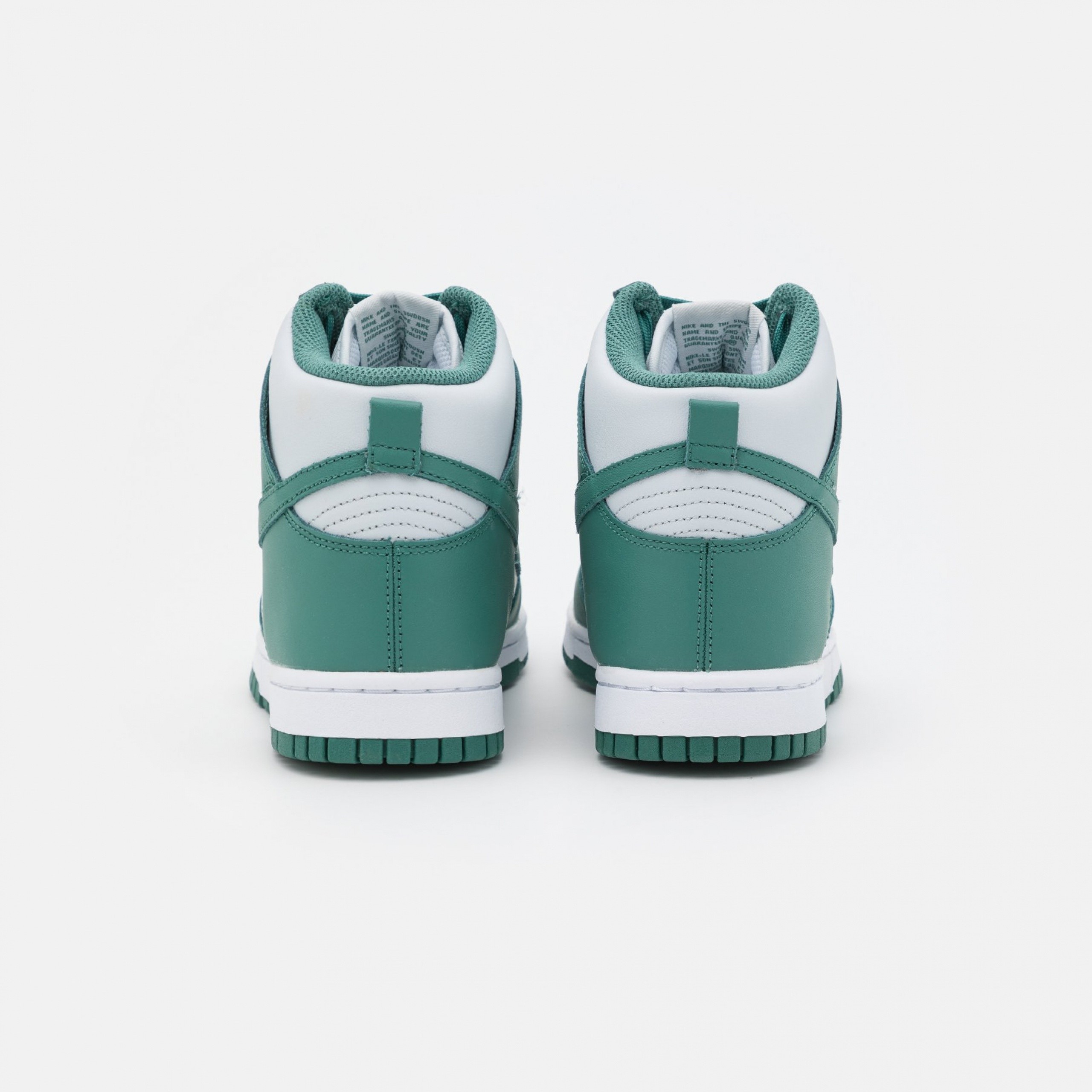 Фото № 3 с приближением к товару «‎Nike W Dunk »