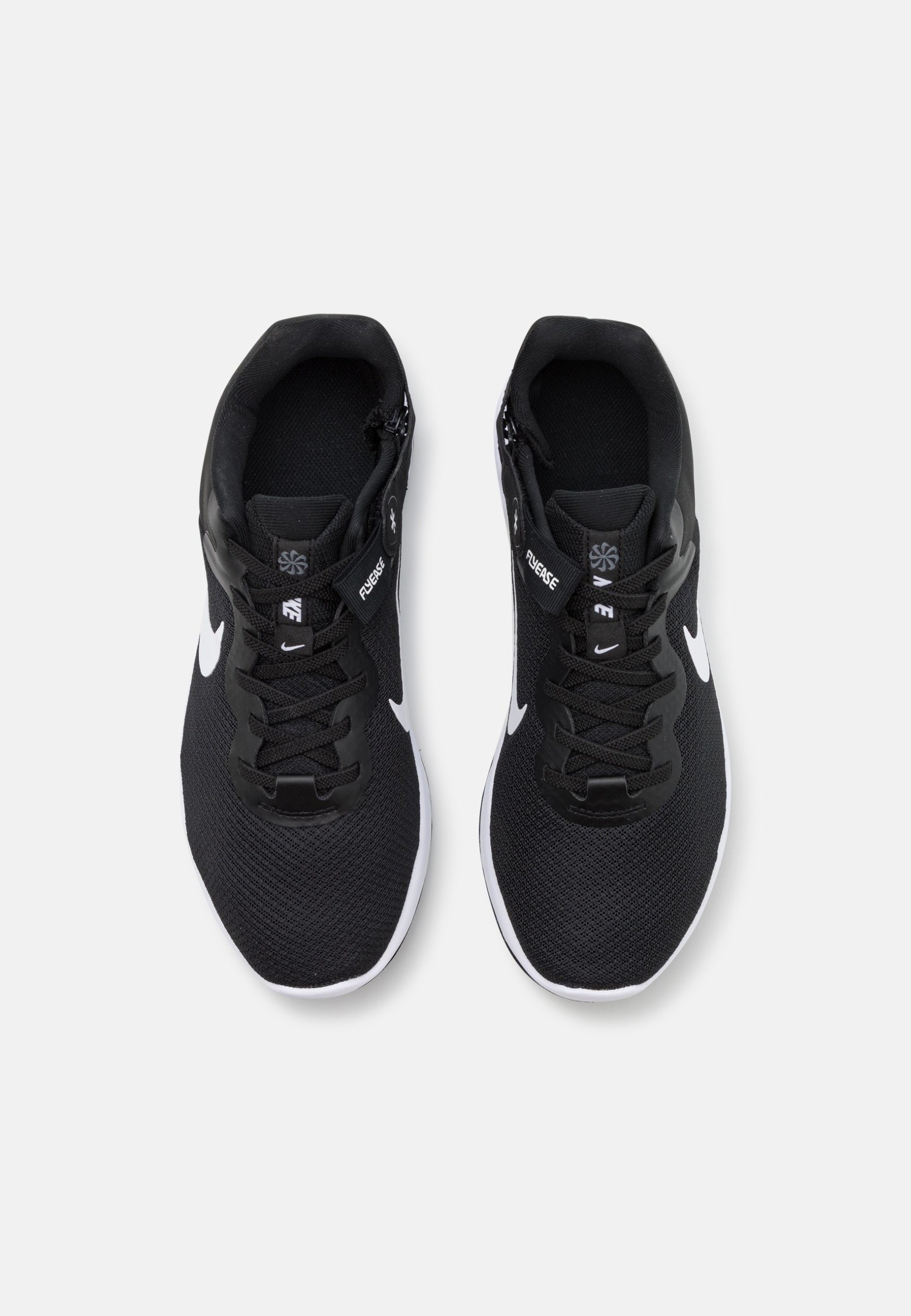 Фото № 4 с приближением к товару «‎Nike Revolution 6 Flyease»