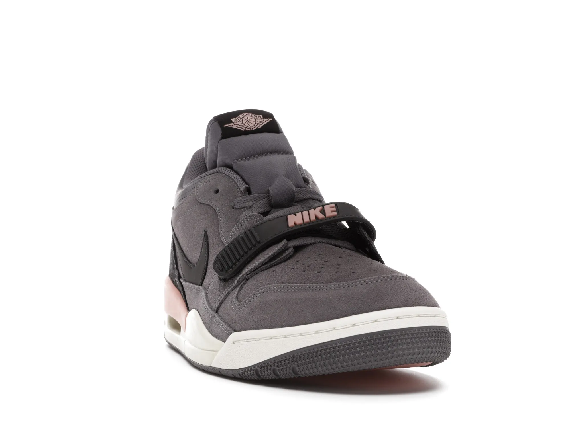 Фото № 3 с приближением к товару «‎Jordan Legacy 312 Low Gunsmoke Coral Stardust»